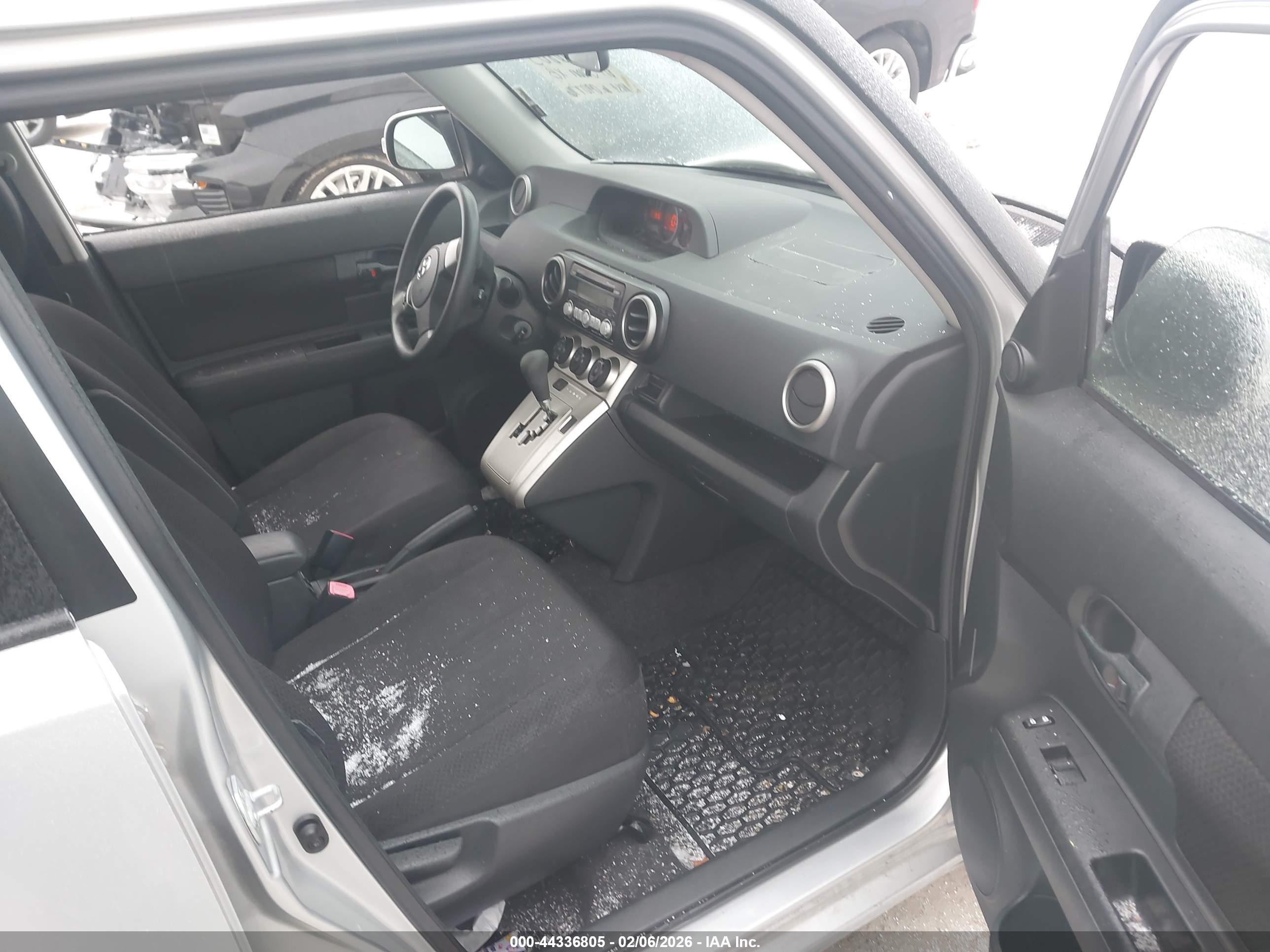 SCION XB image 5