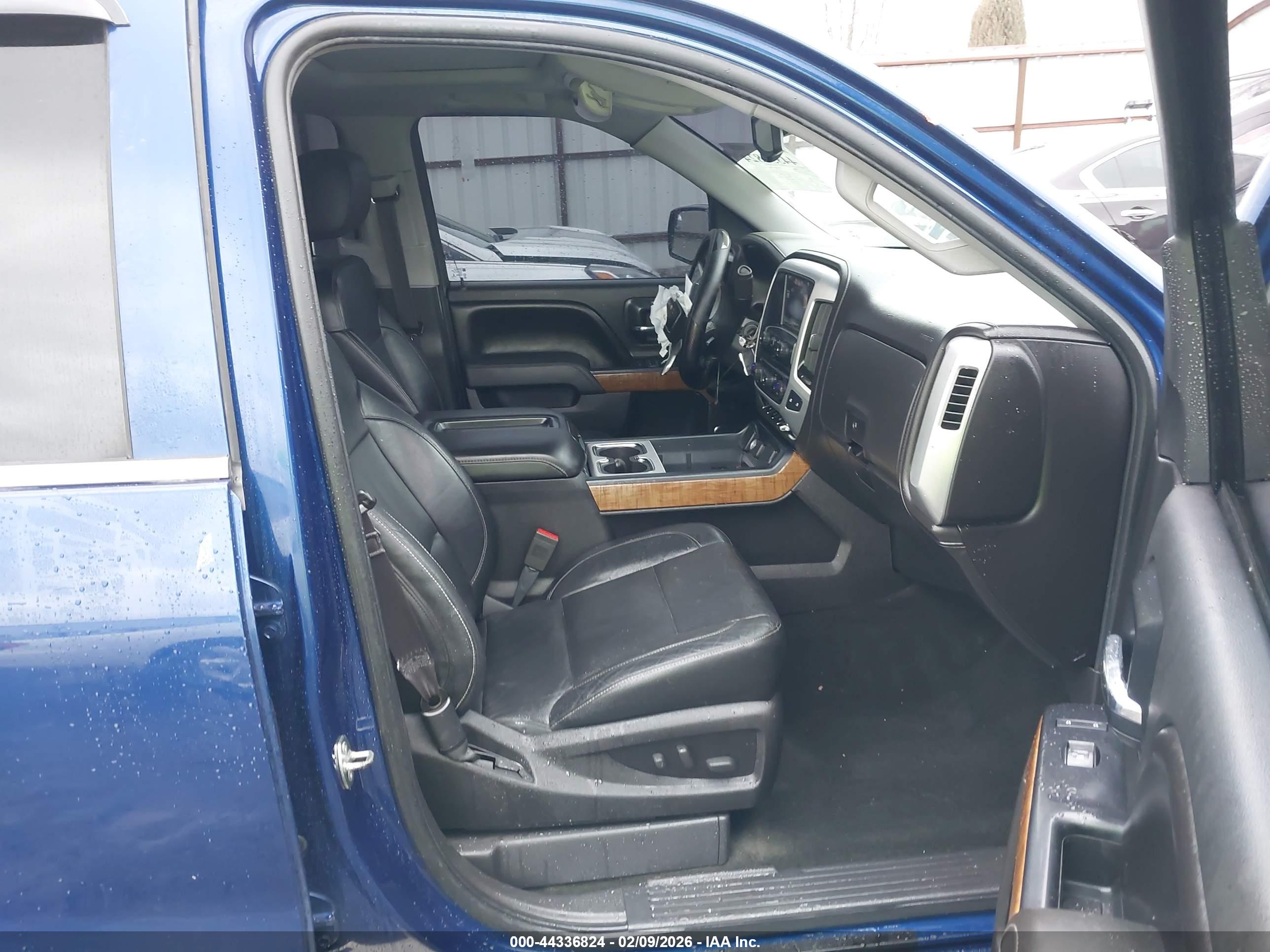 GMC SIERRA image 5