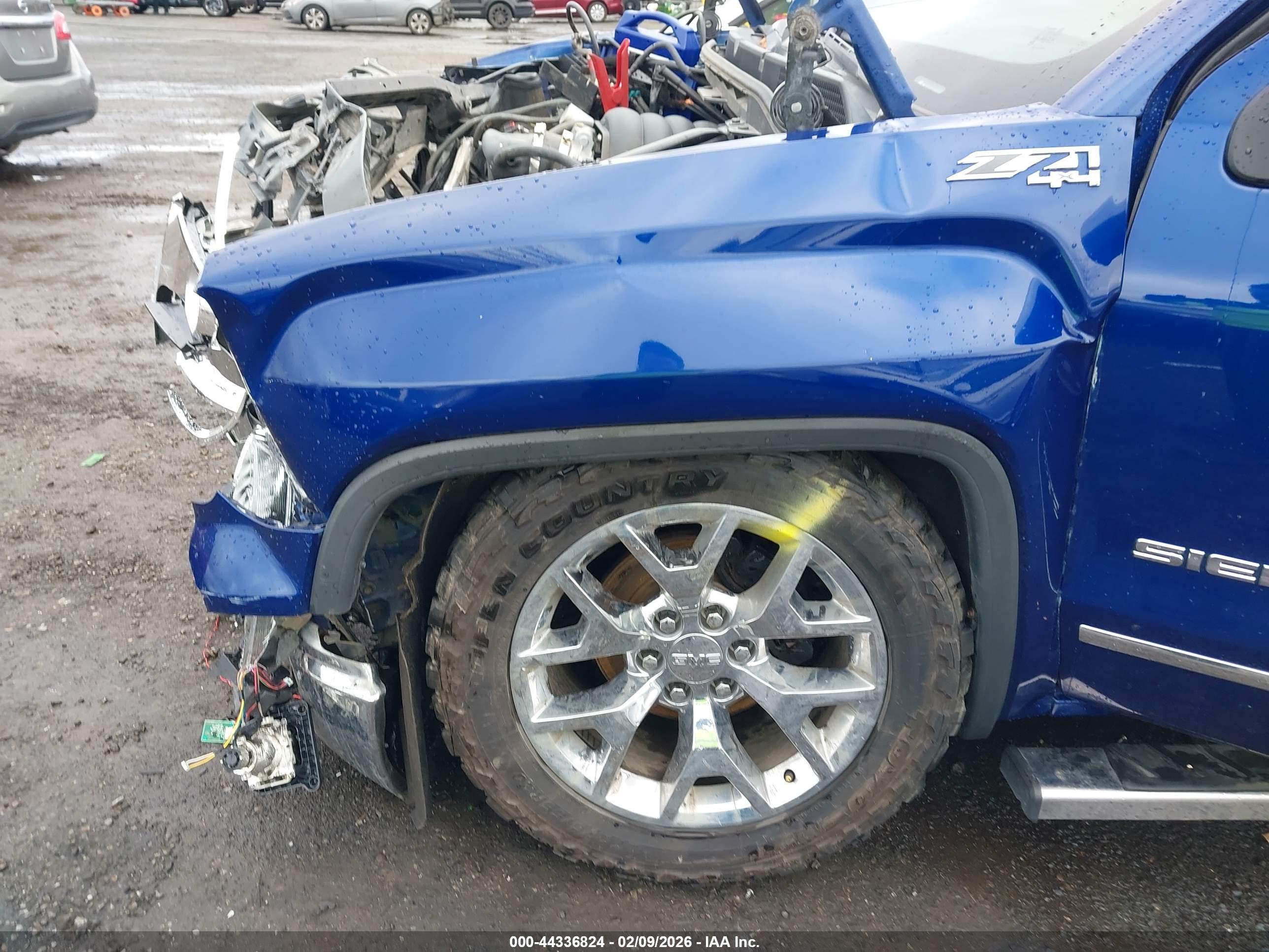 GMC SIERRA image 6