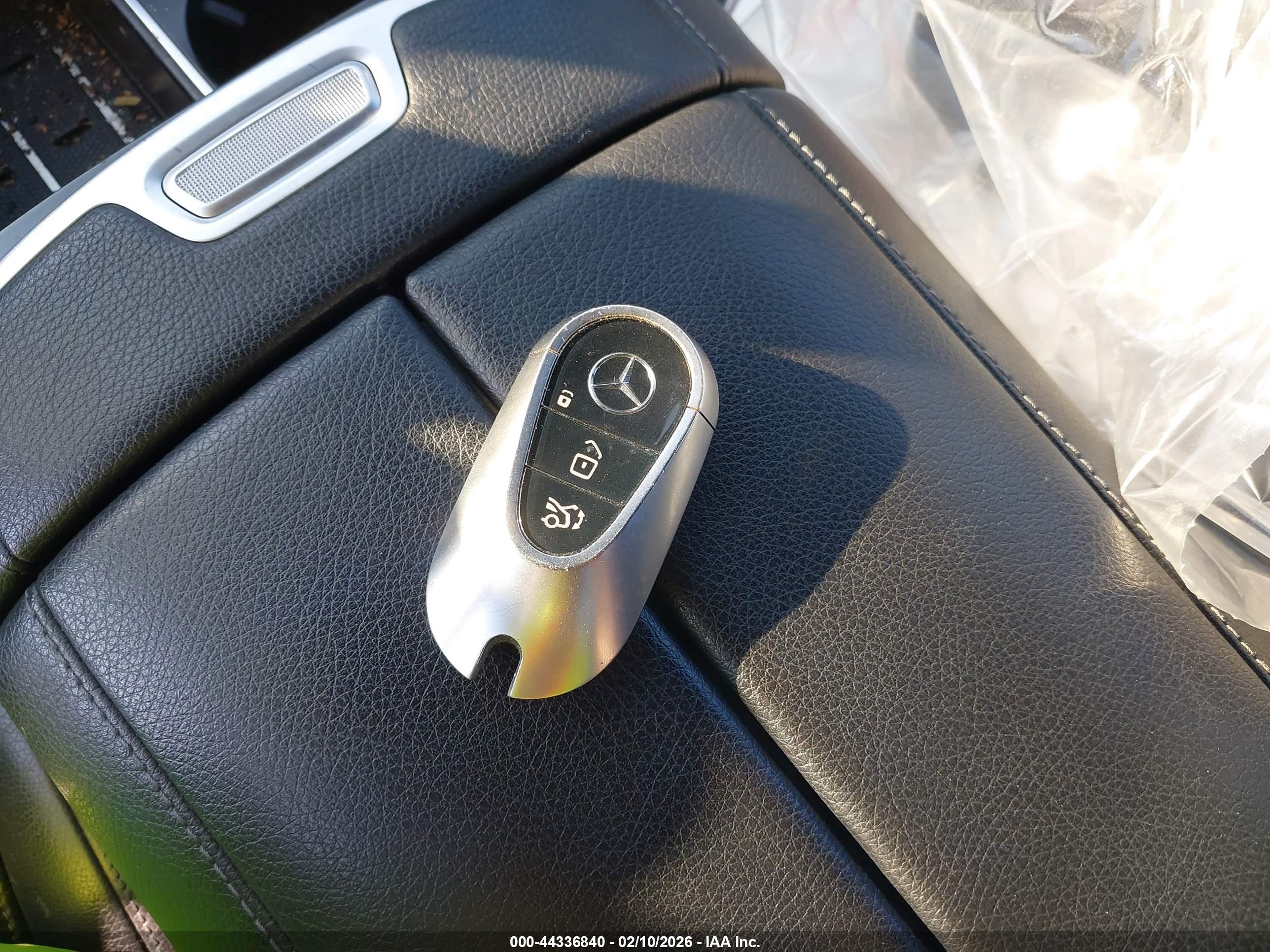 MERCEDES-BENZ S image 11