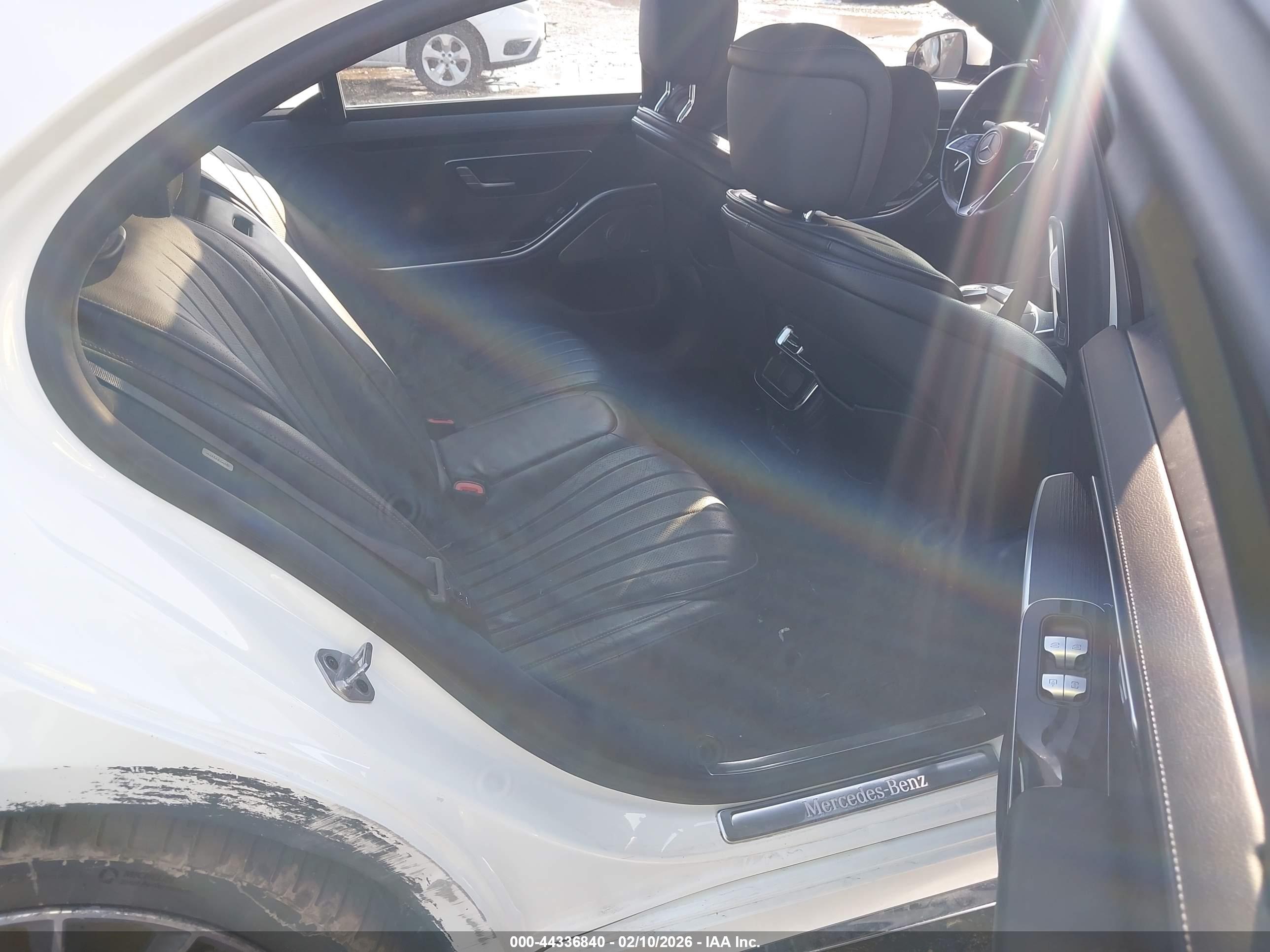 MERCEDES-BENZ S image 8