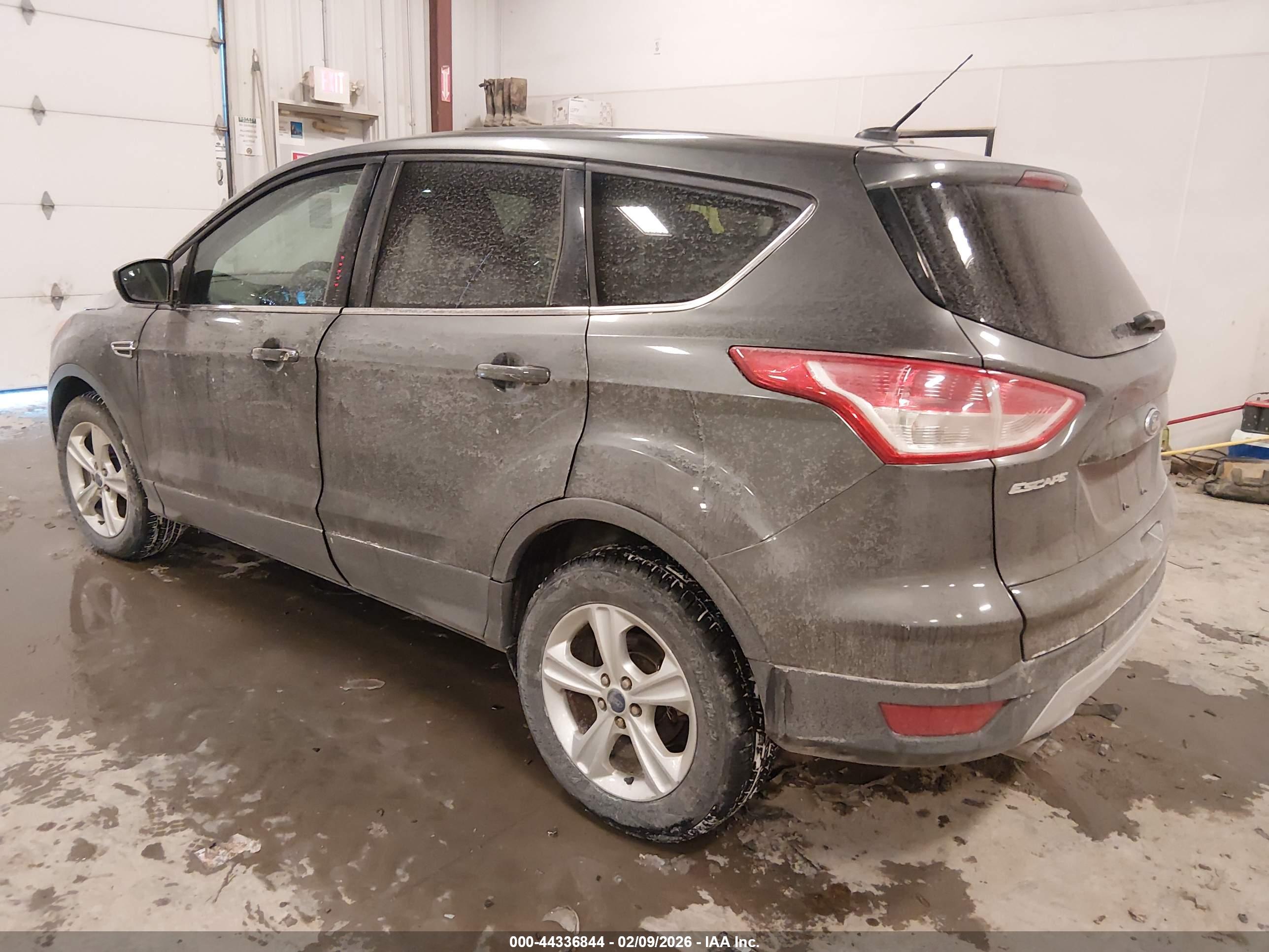 FORD ESCAPE image 3