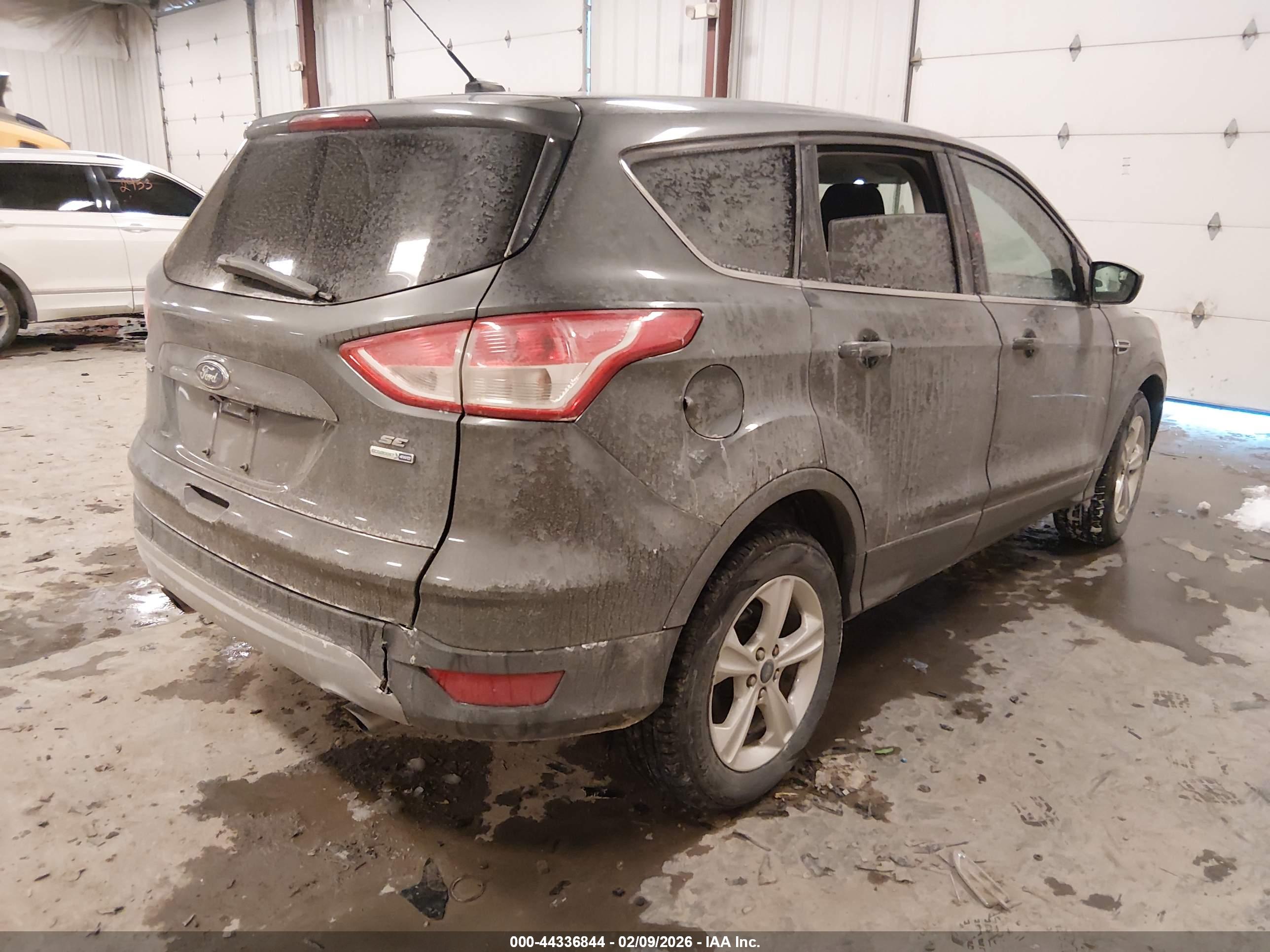 FORD ESCAPE image 4
