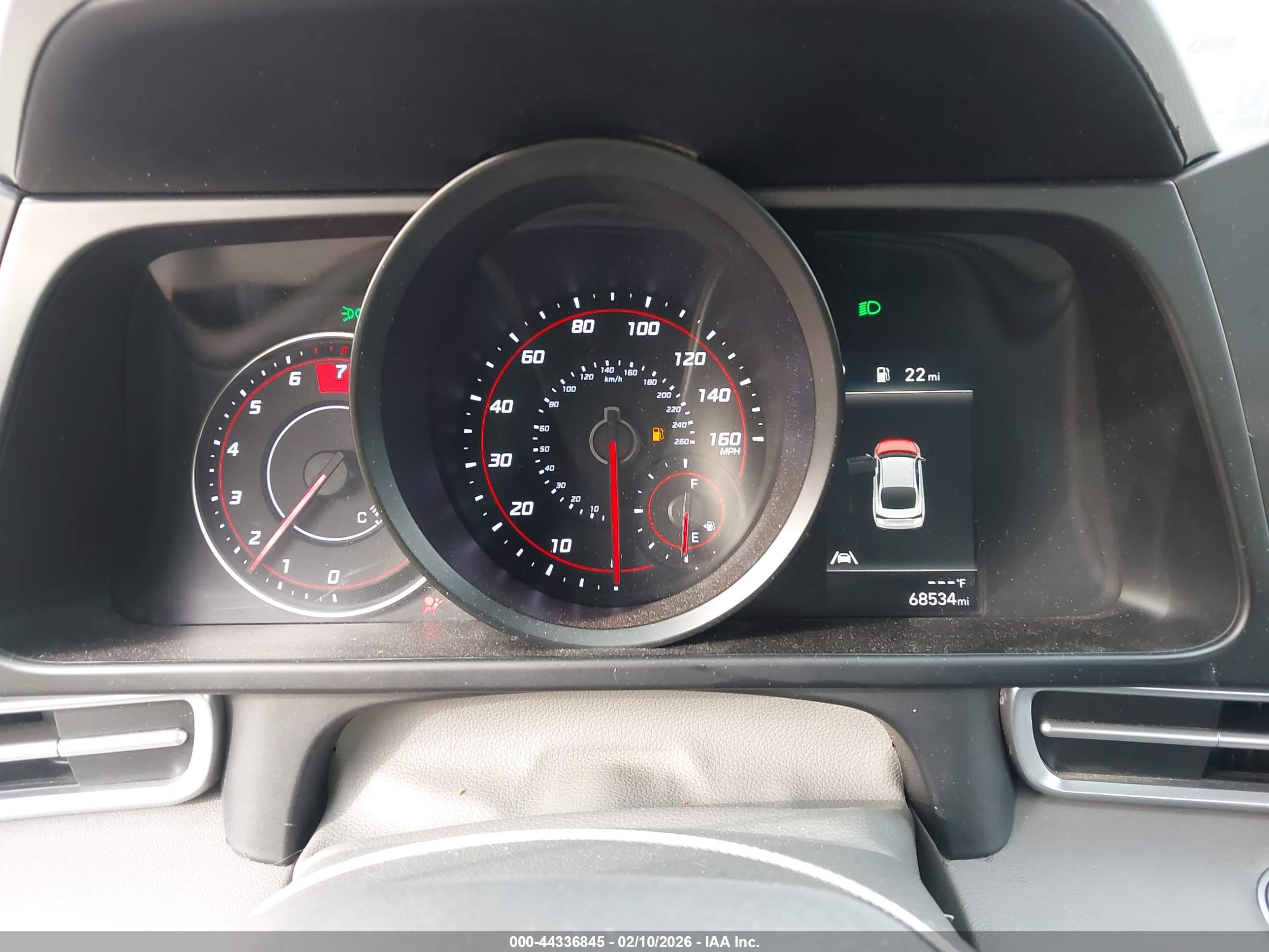 HYUNDAI ELANTRA image 7