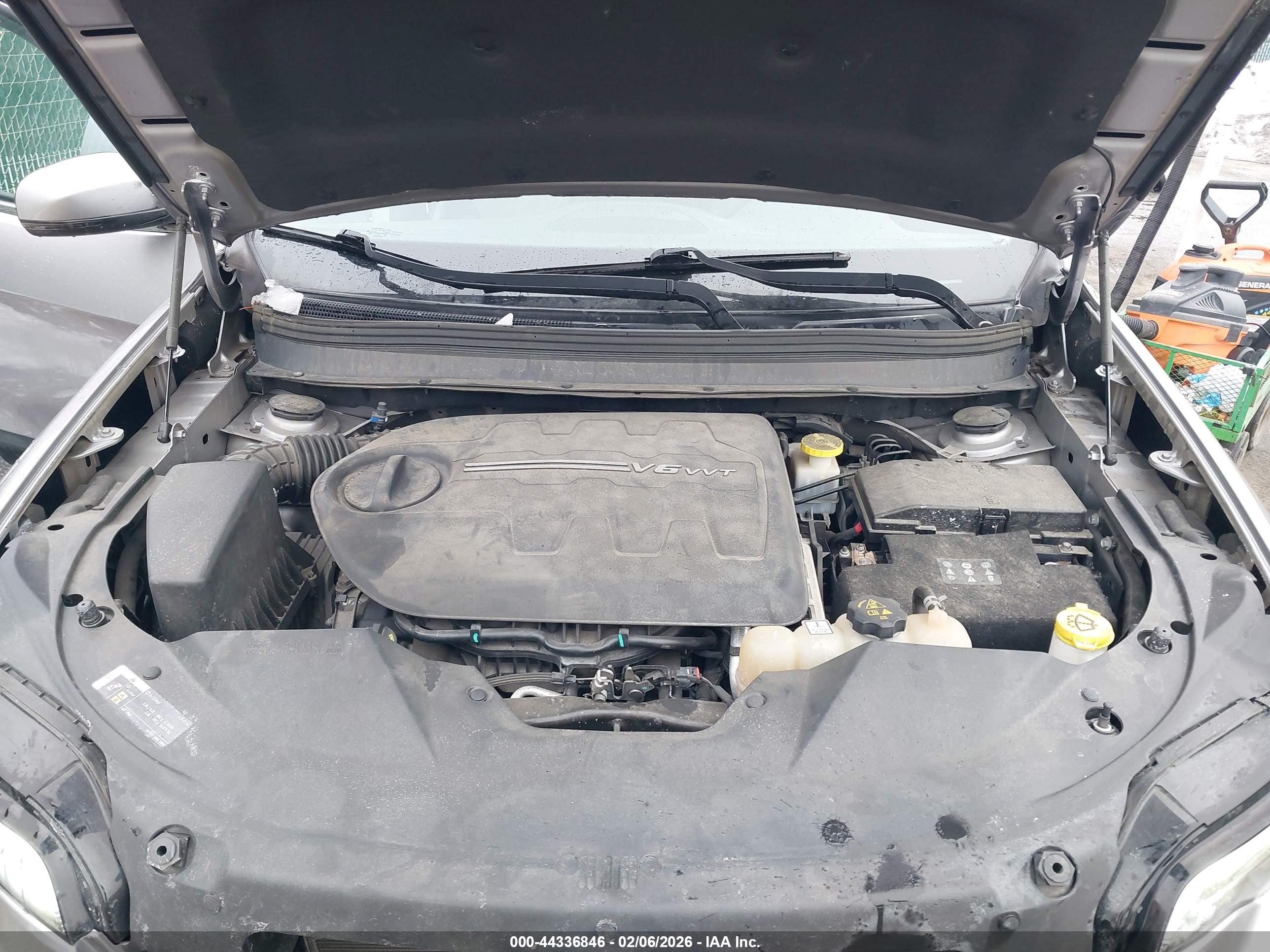 JEEP CHEROKEE image 10