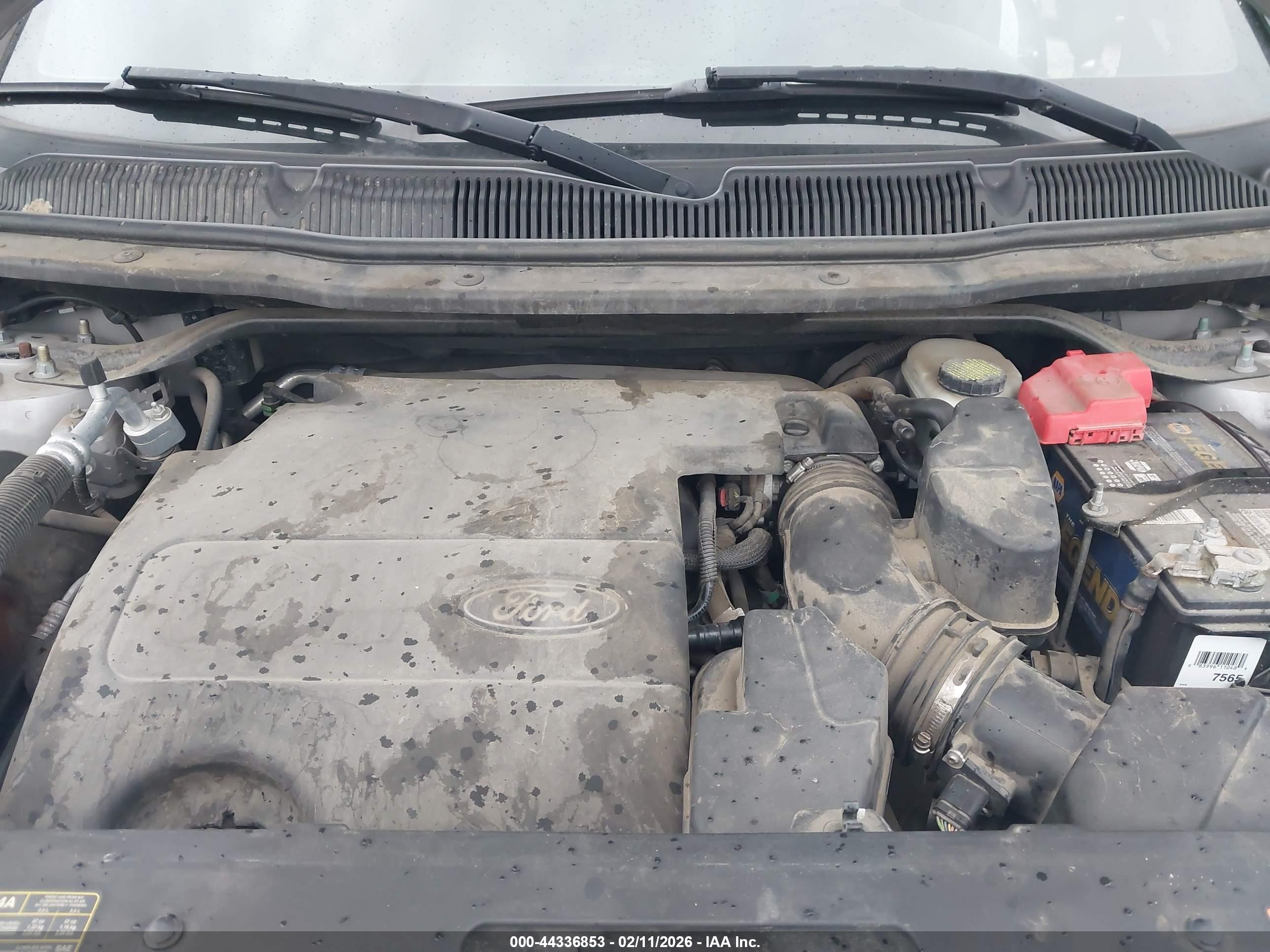 FORD EXPLORER image 10