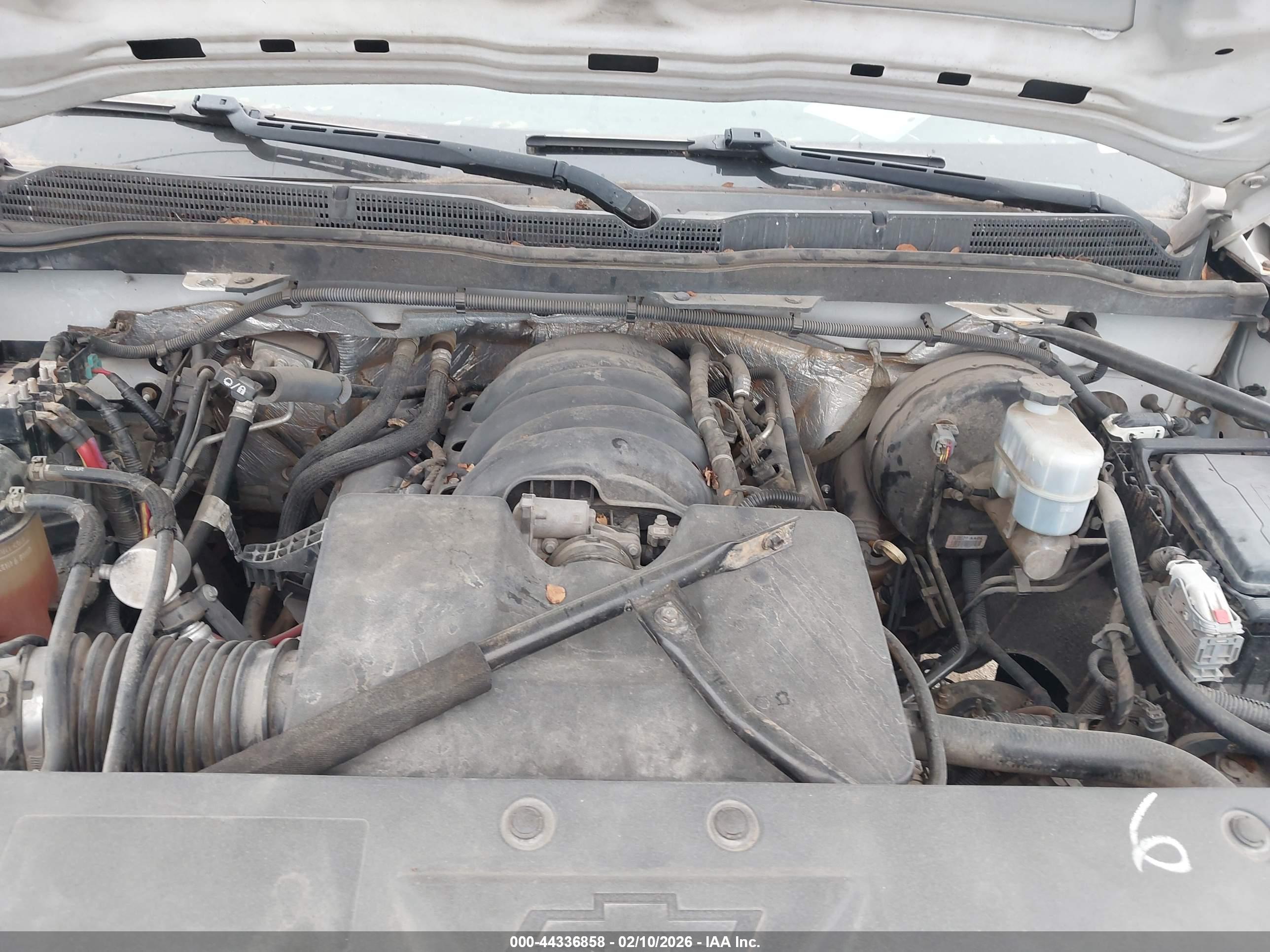 CHEVROLET SILVERADO image 10