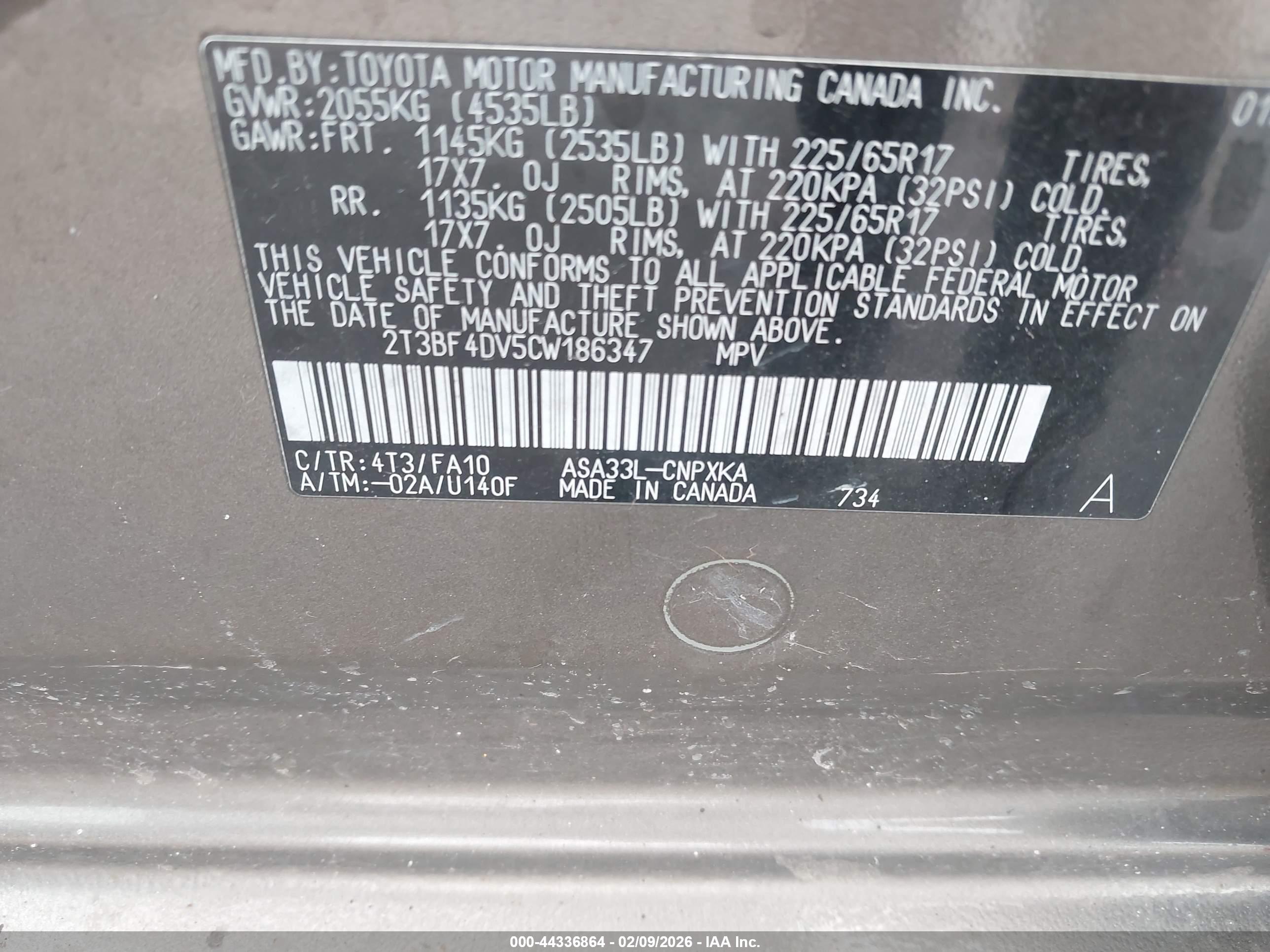 TOYOTA RAV4 image 9