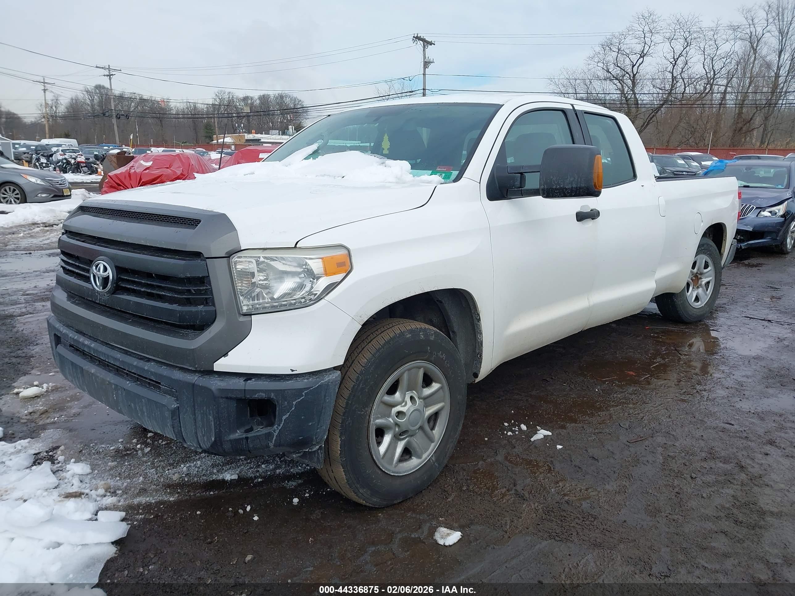 TOYOTA TUNDRA image 2