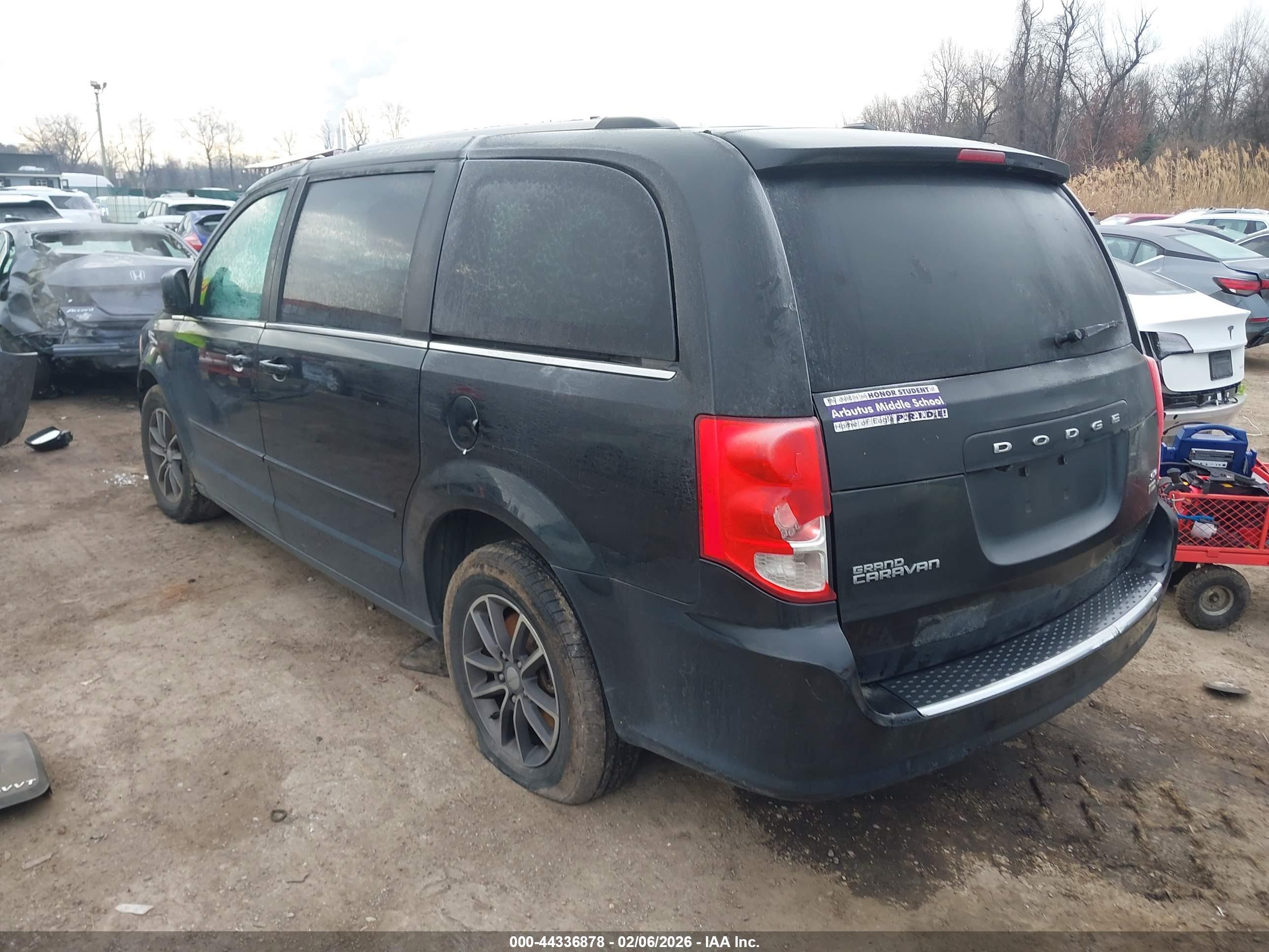 DODGE GRAND image 3