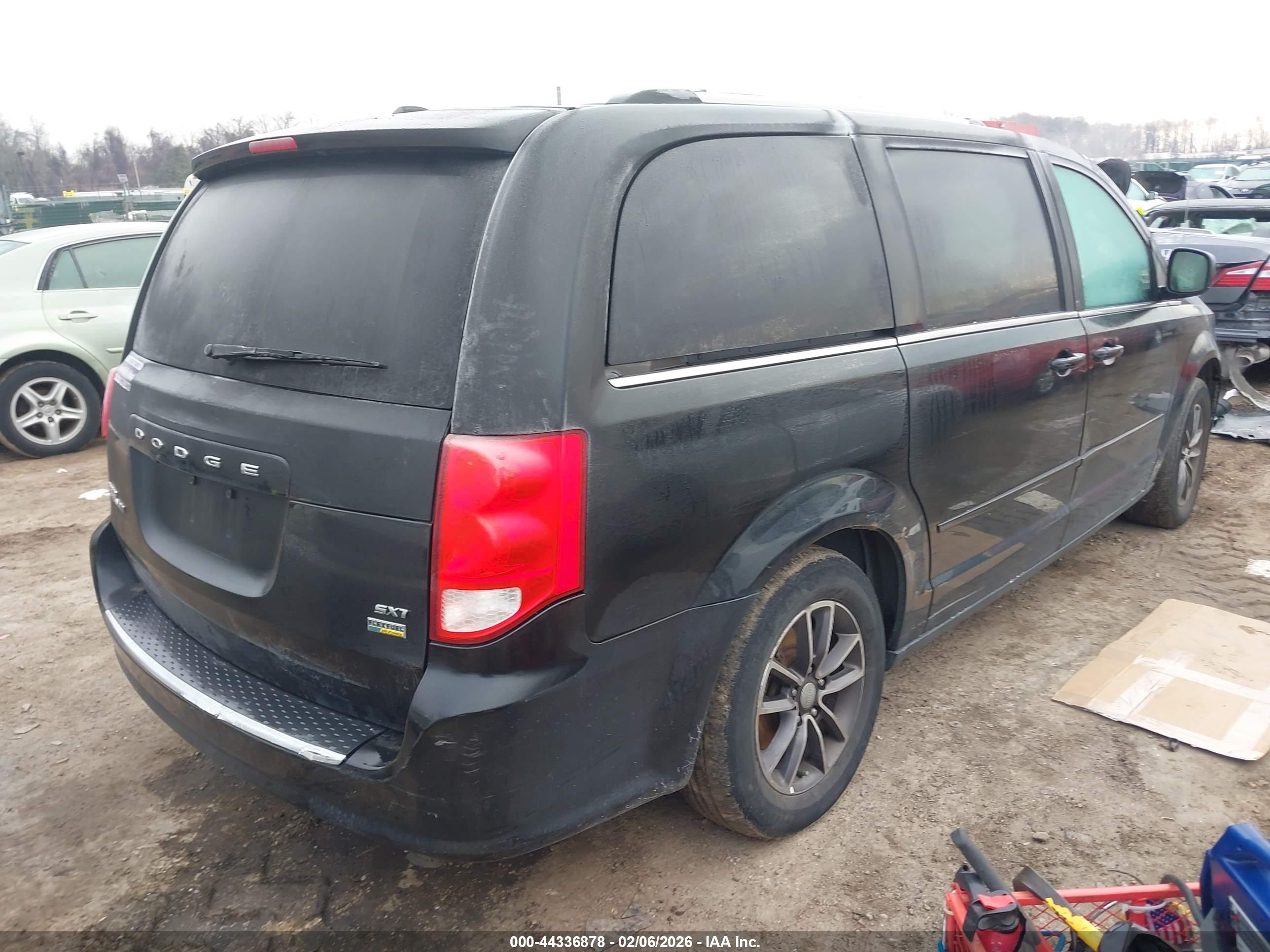 DODGE GRAND image 4