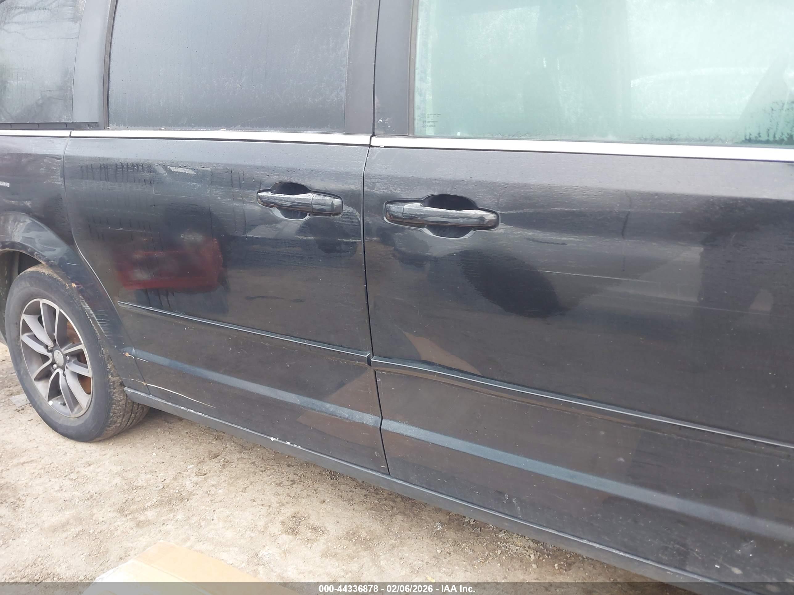 DODGE GRAND image 6