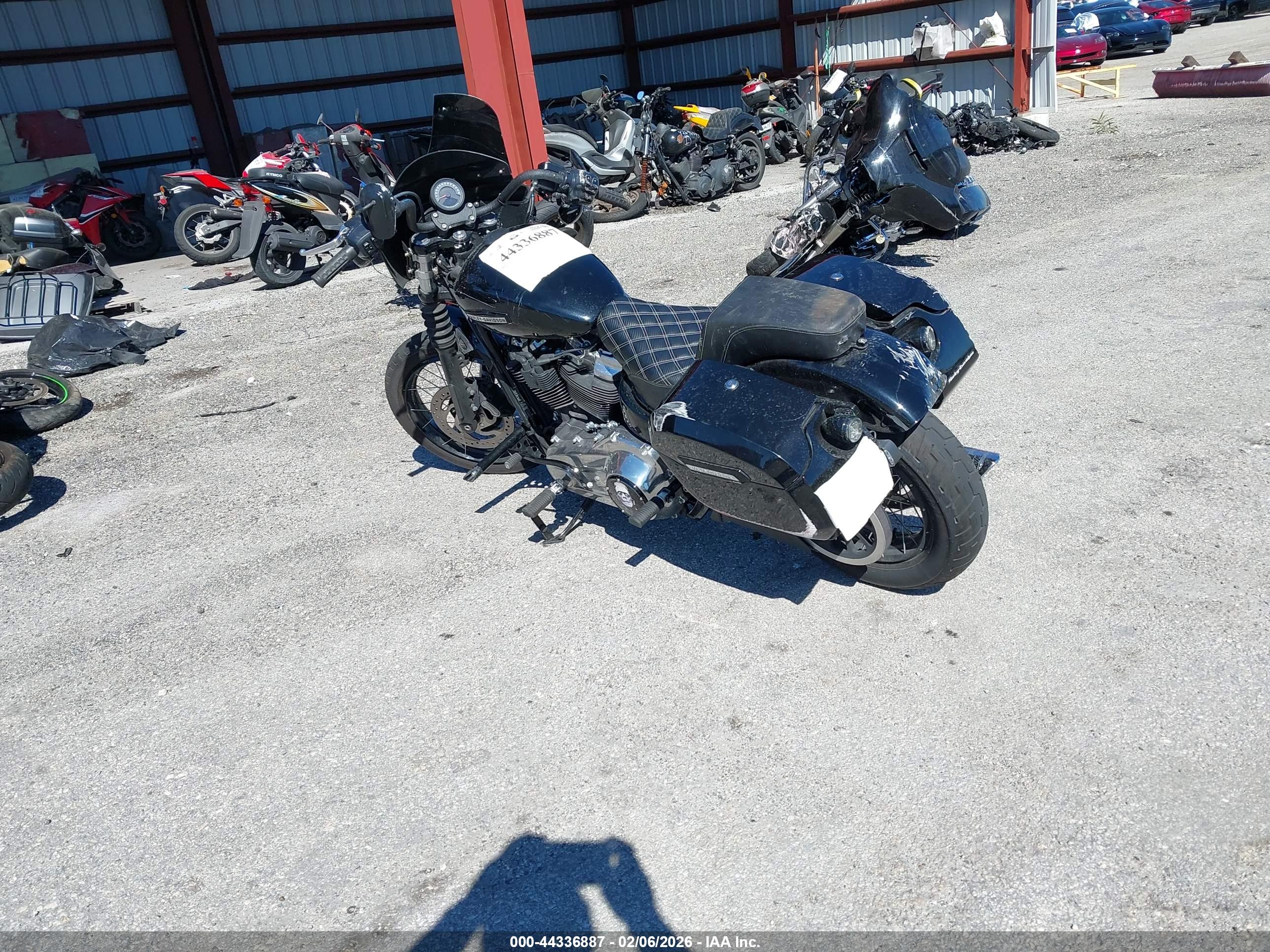 HARLEY-DAVIDSON FXBB image 3