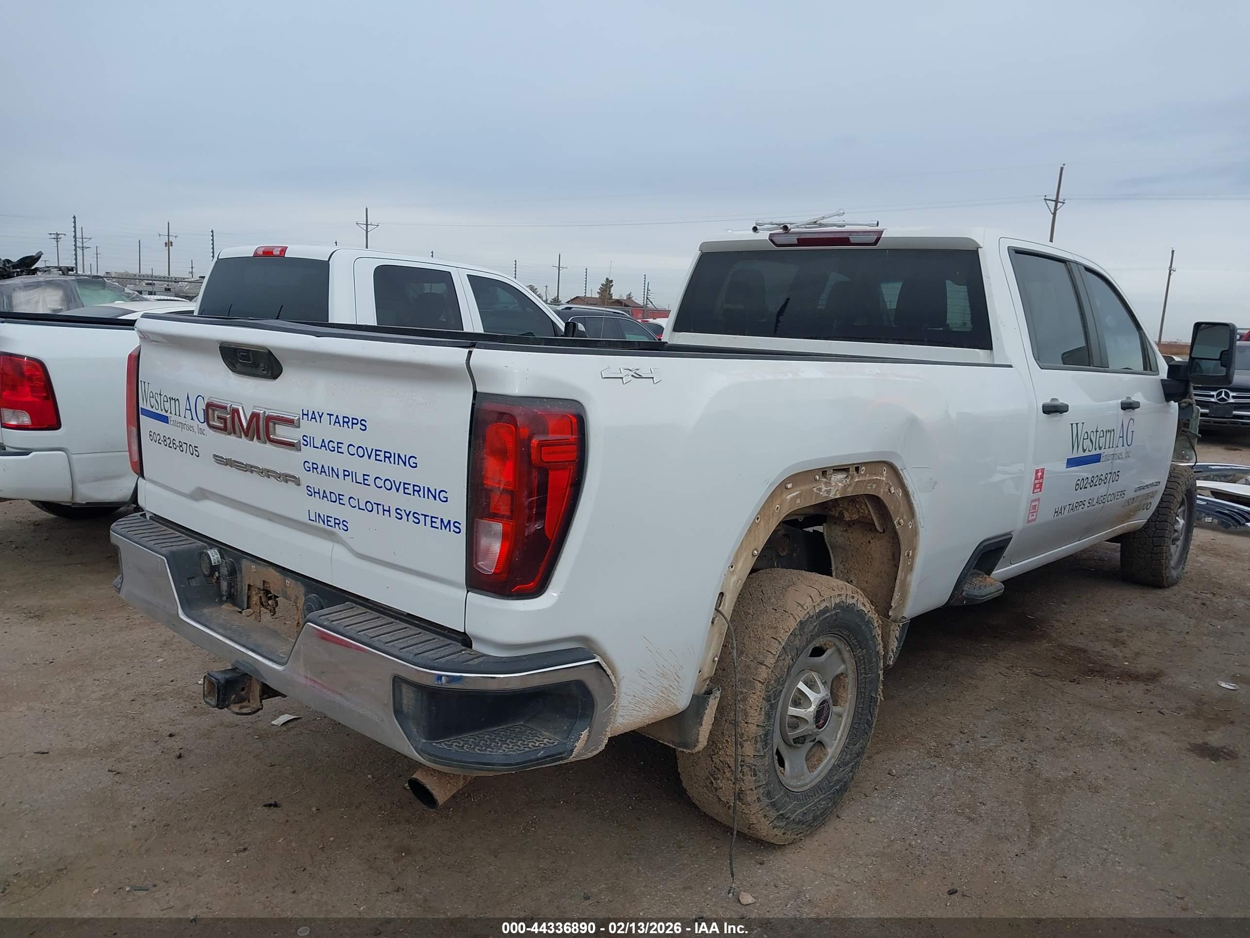 GMC SIERRA image 4