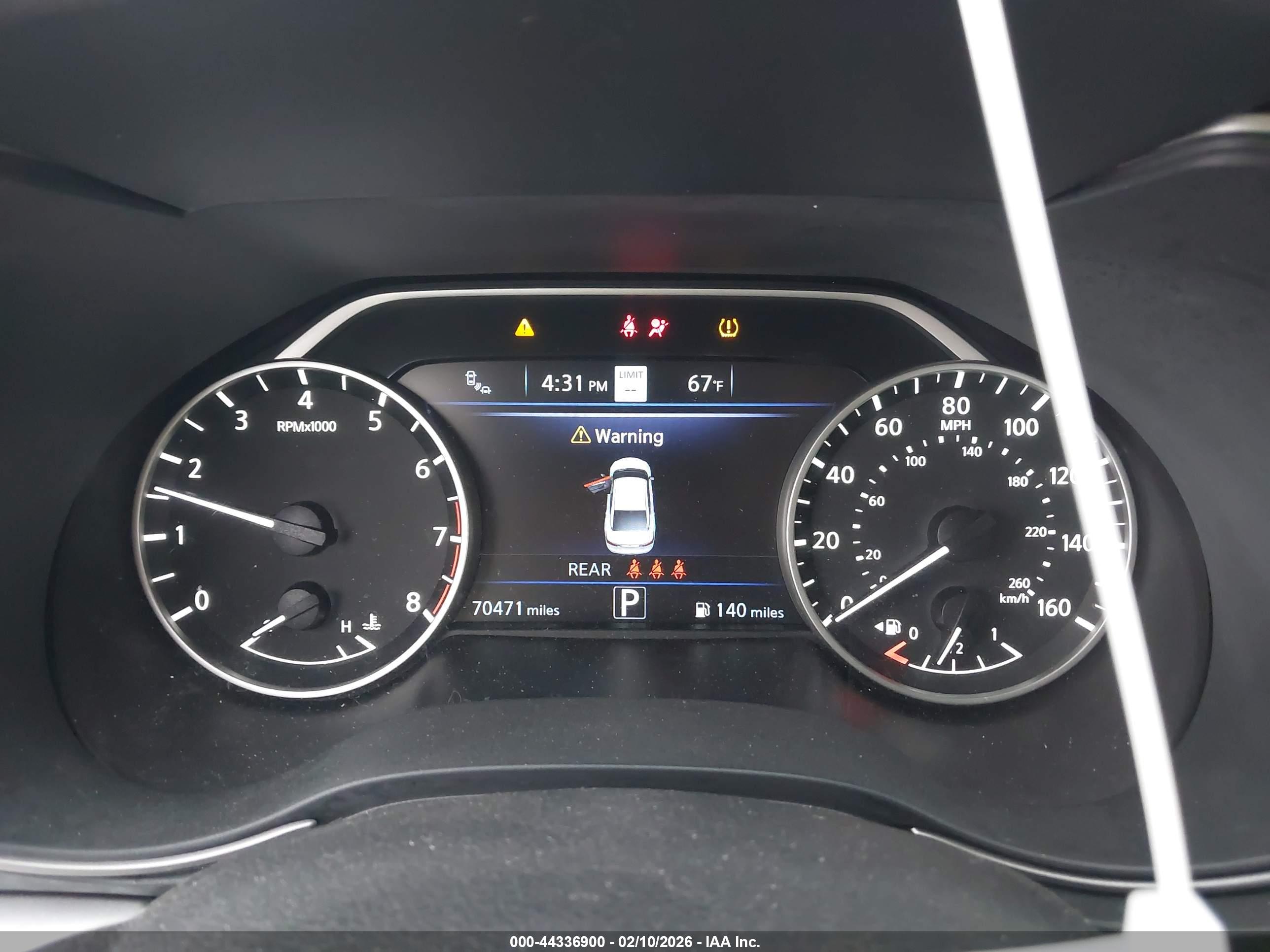 NISSAN MAXIMA image 7