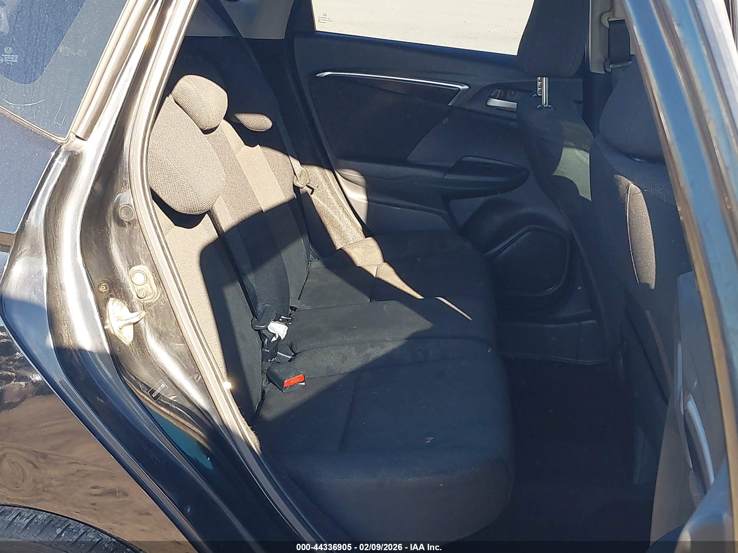 HONDA FIT image 8