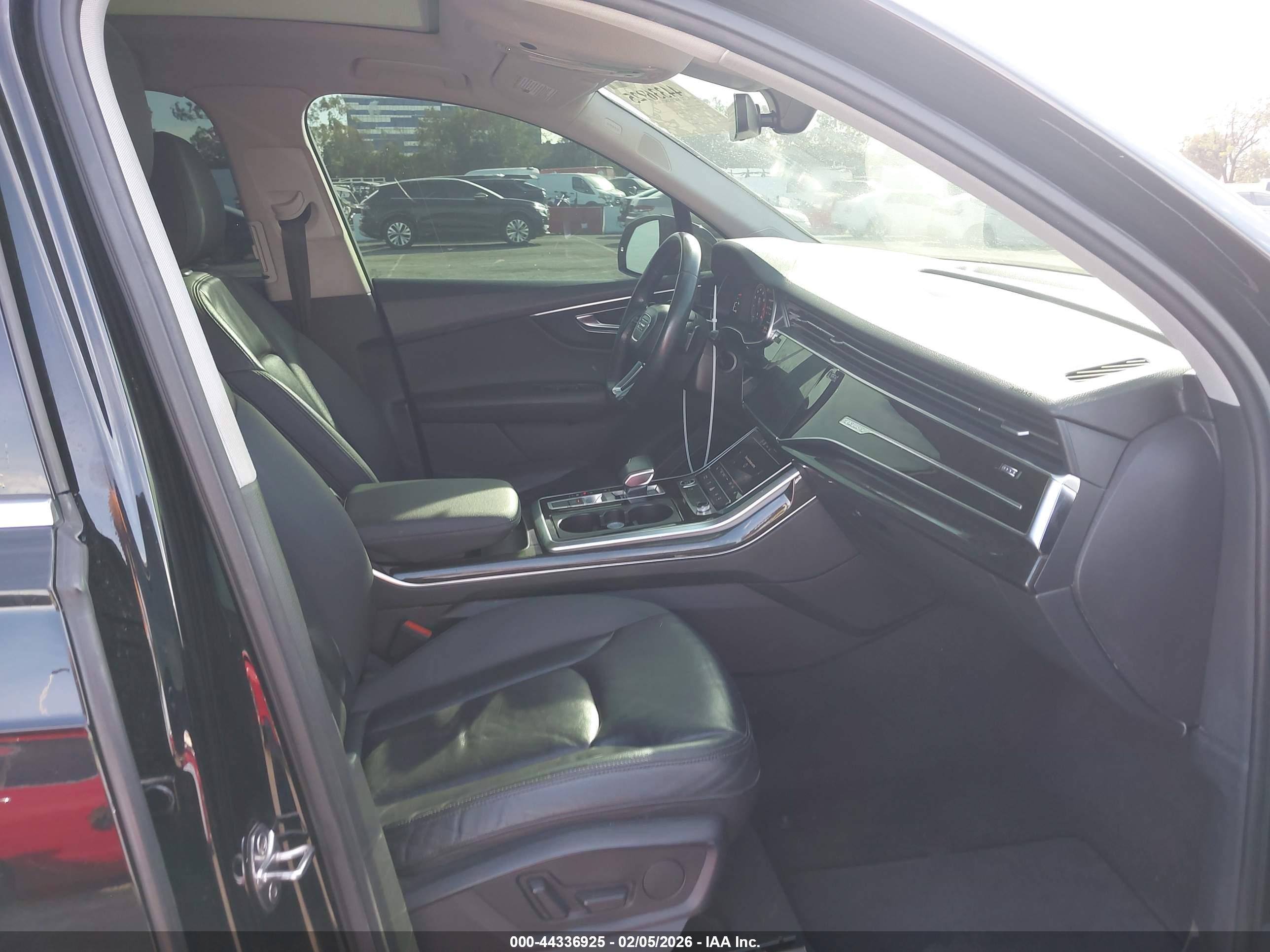 AUDI Q7 image 5
