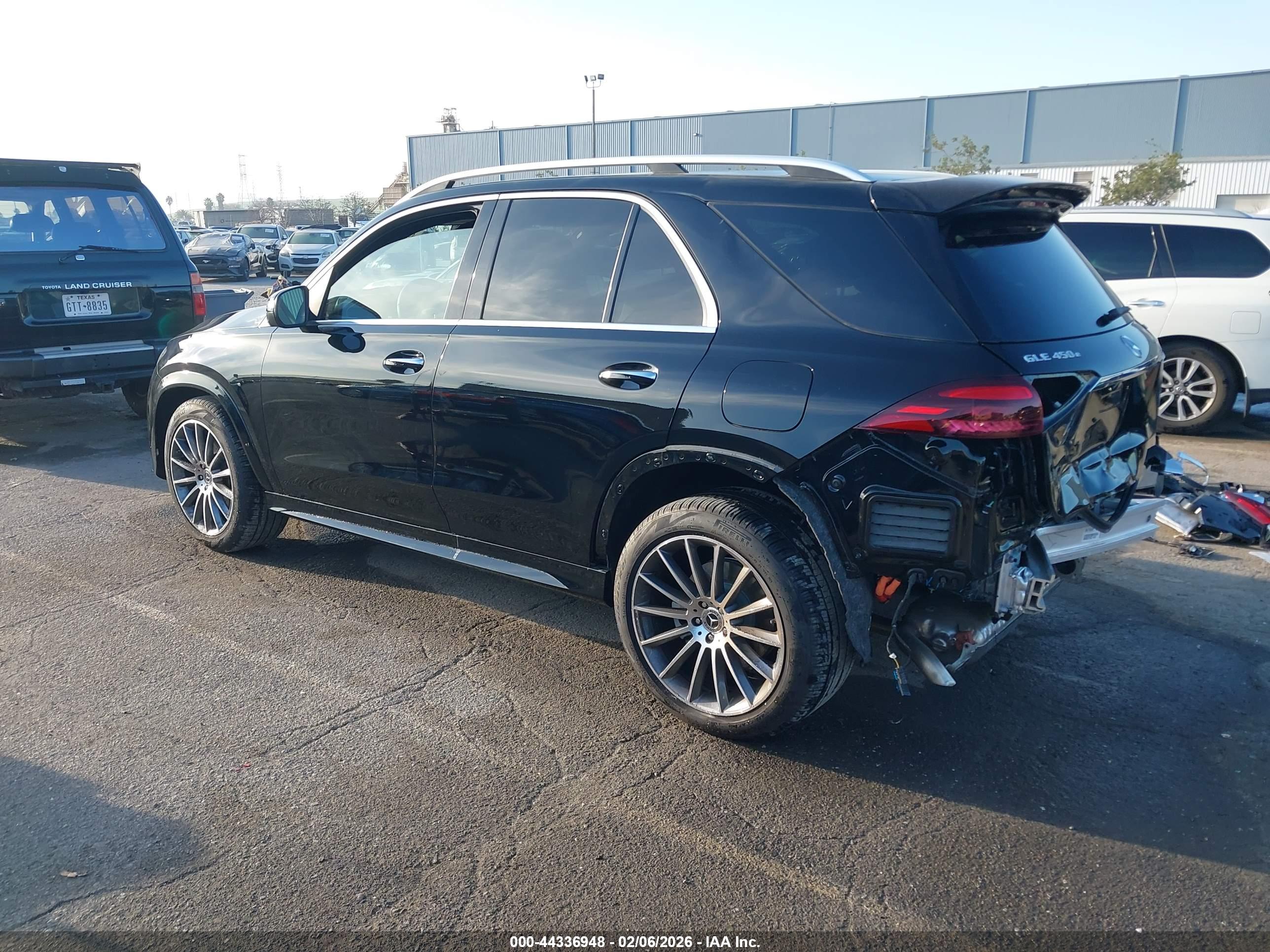 MERCEDES-BENZ GLE image 3