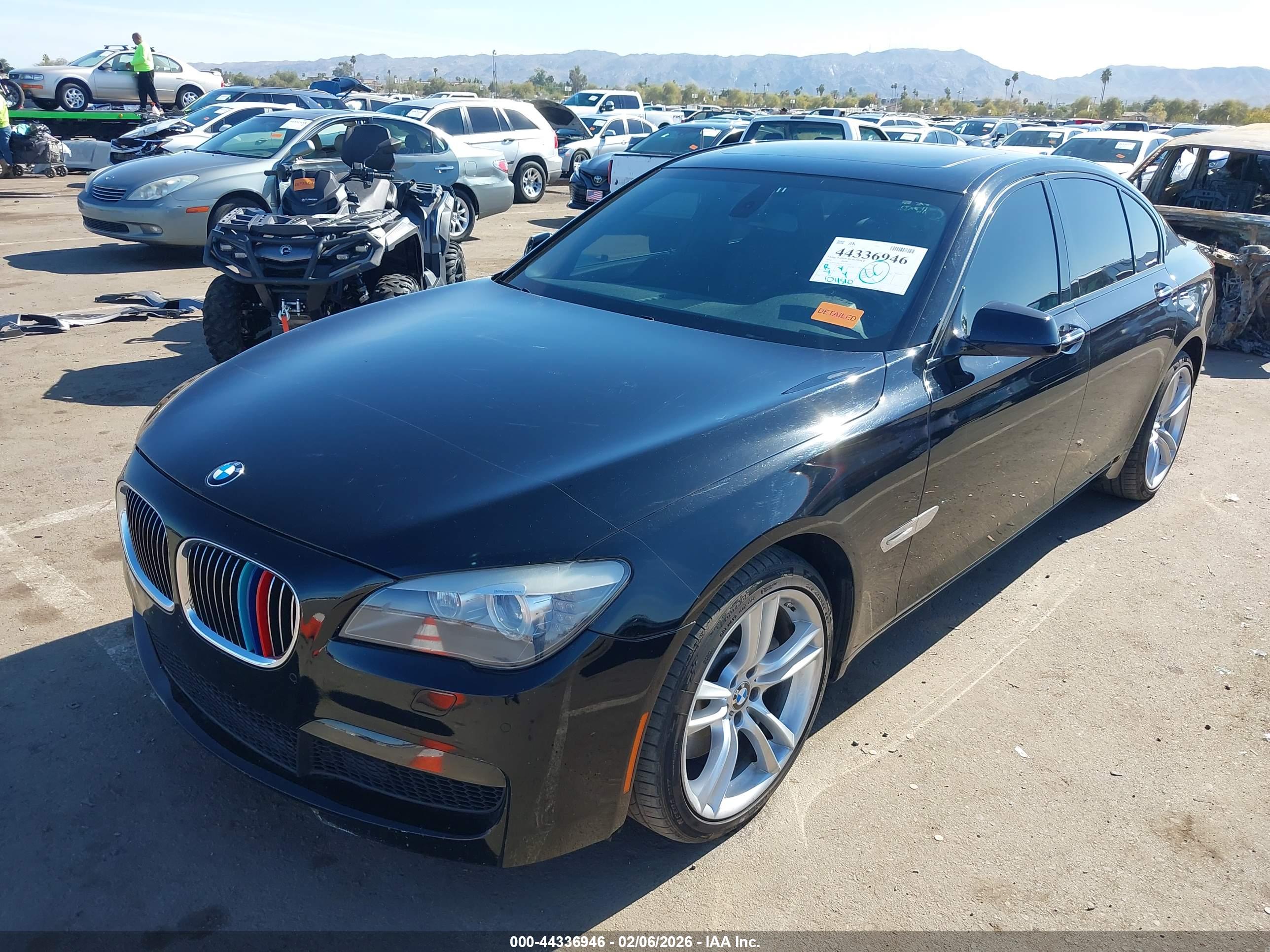 BMW 750I image 2