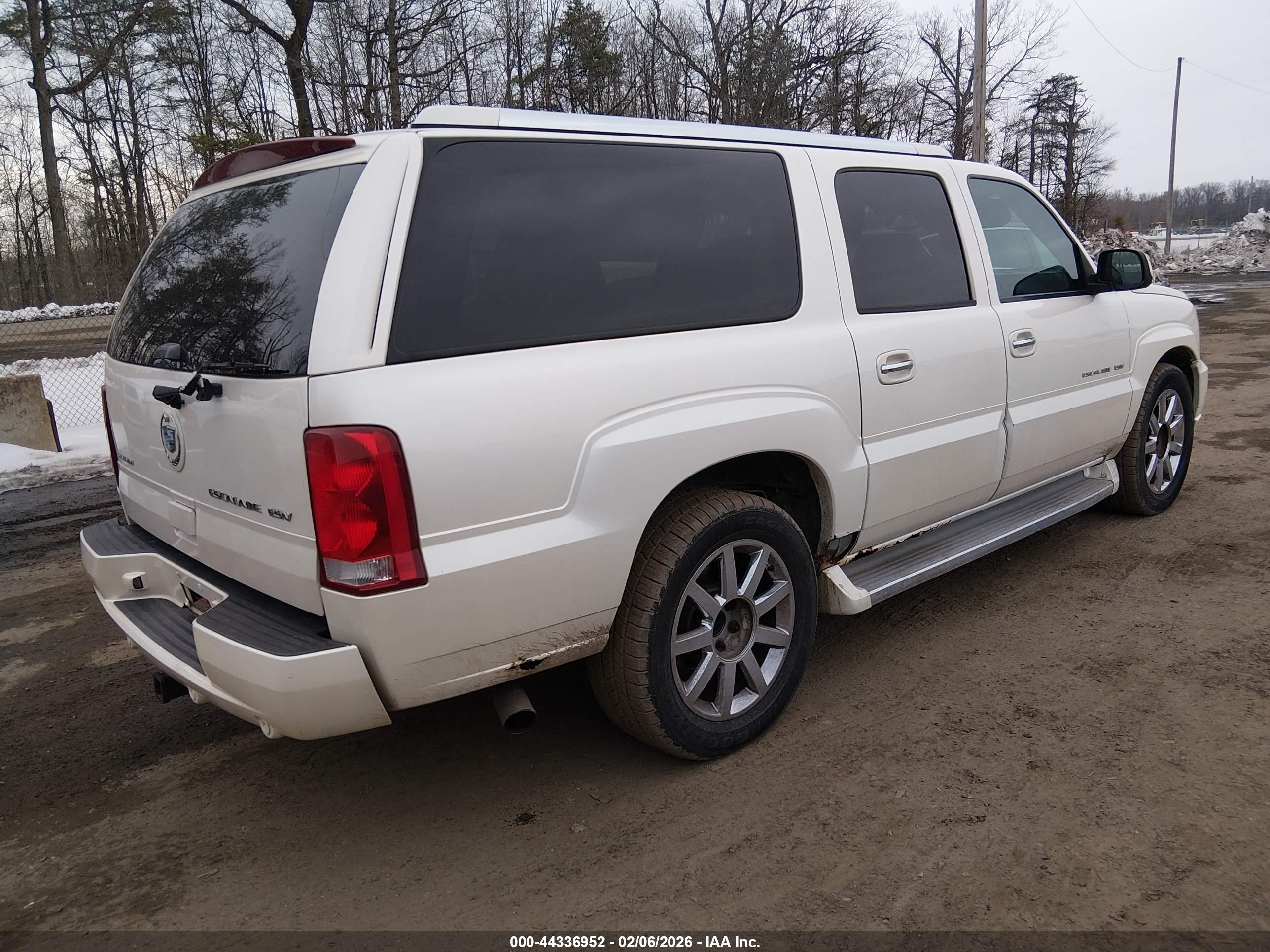 CADILLAC ESCALADE image 4