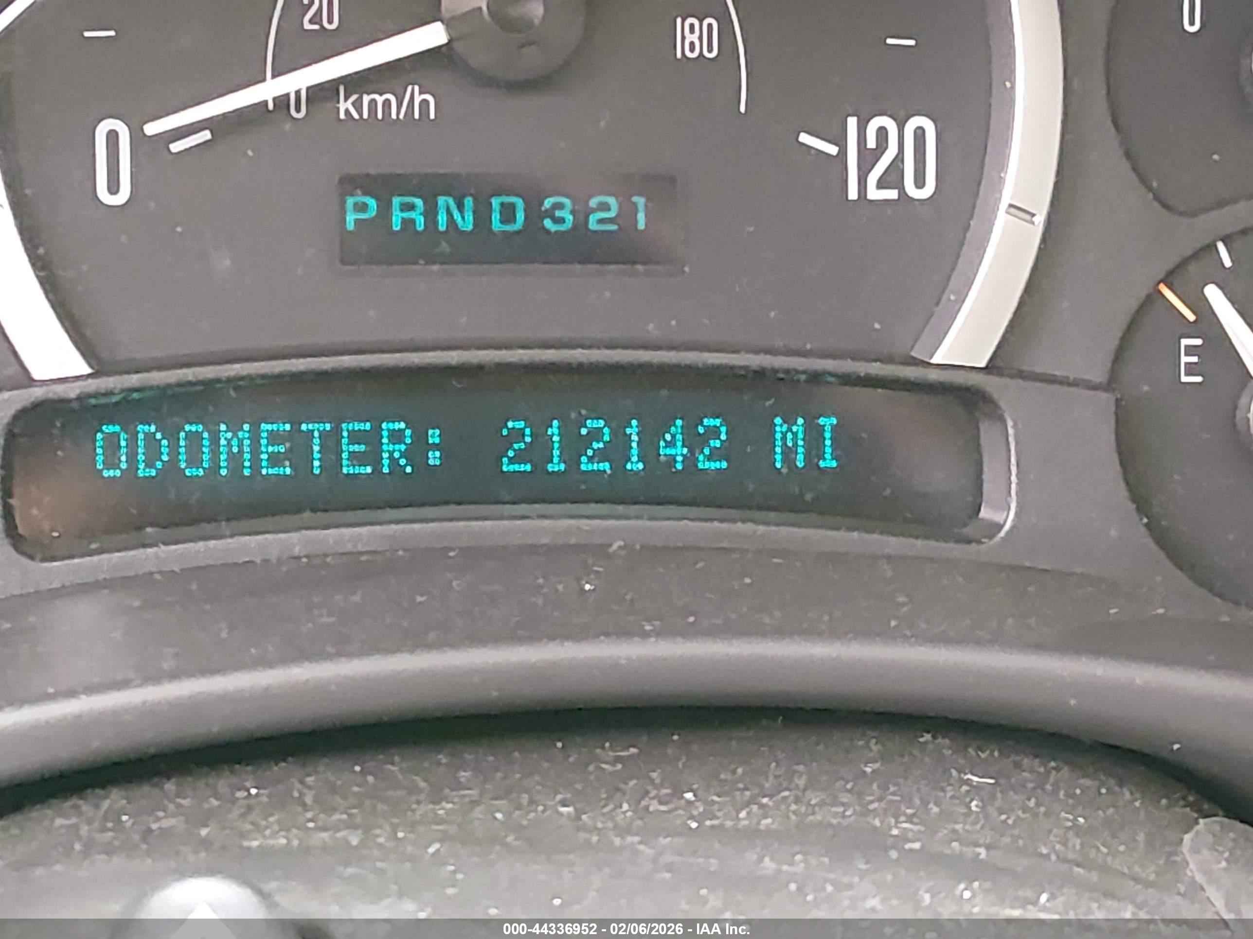 CADILLAC ESCALADE image 7