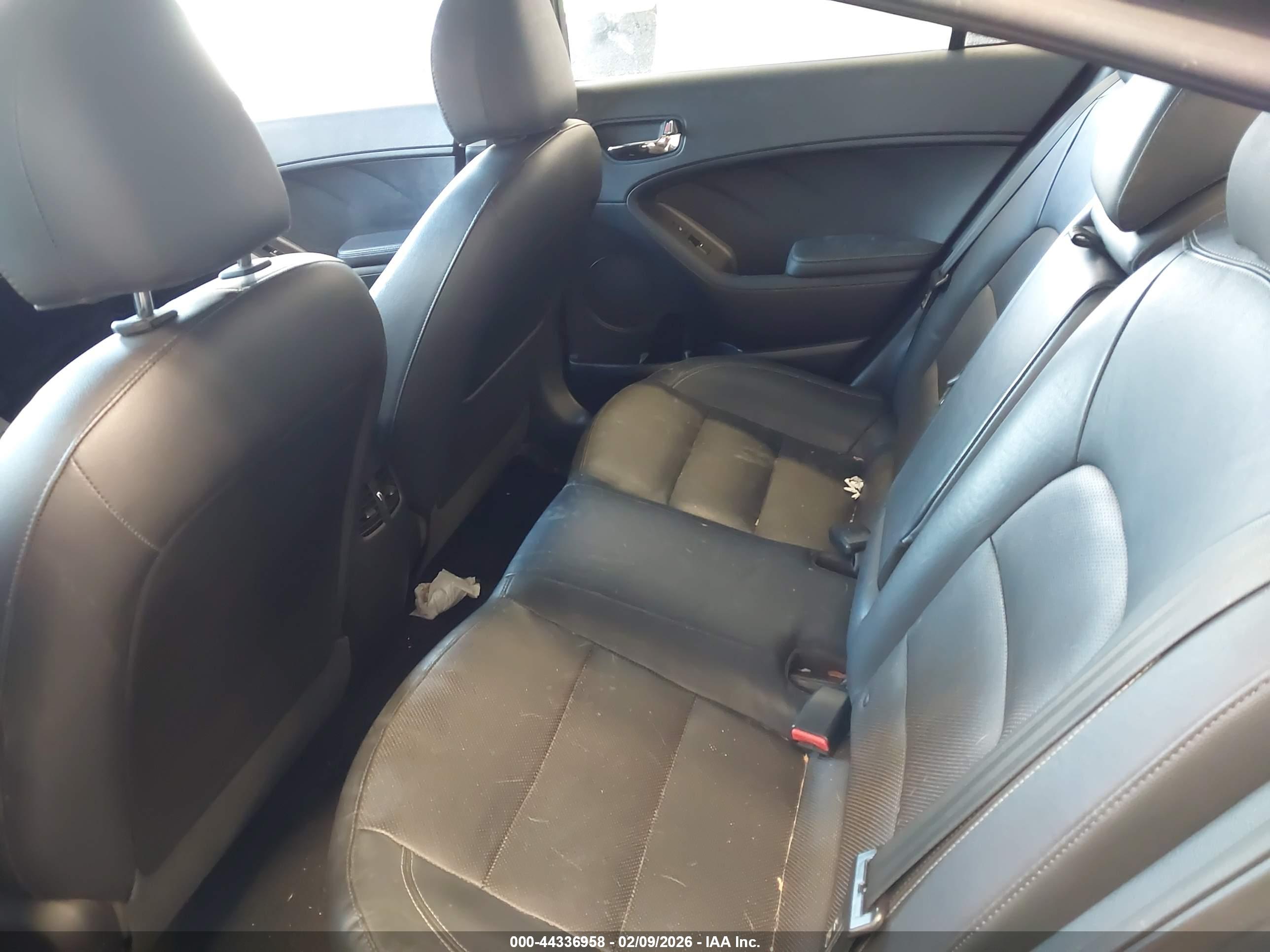 KIA FORTE image 8