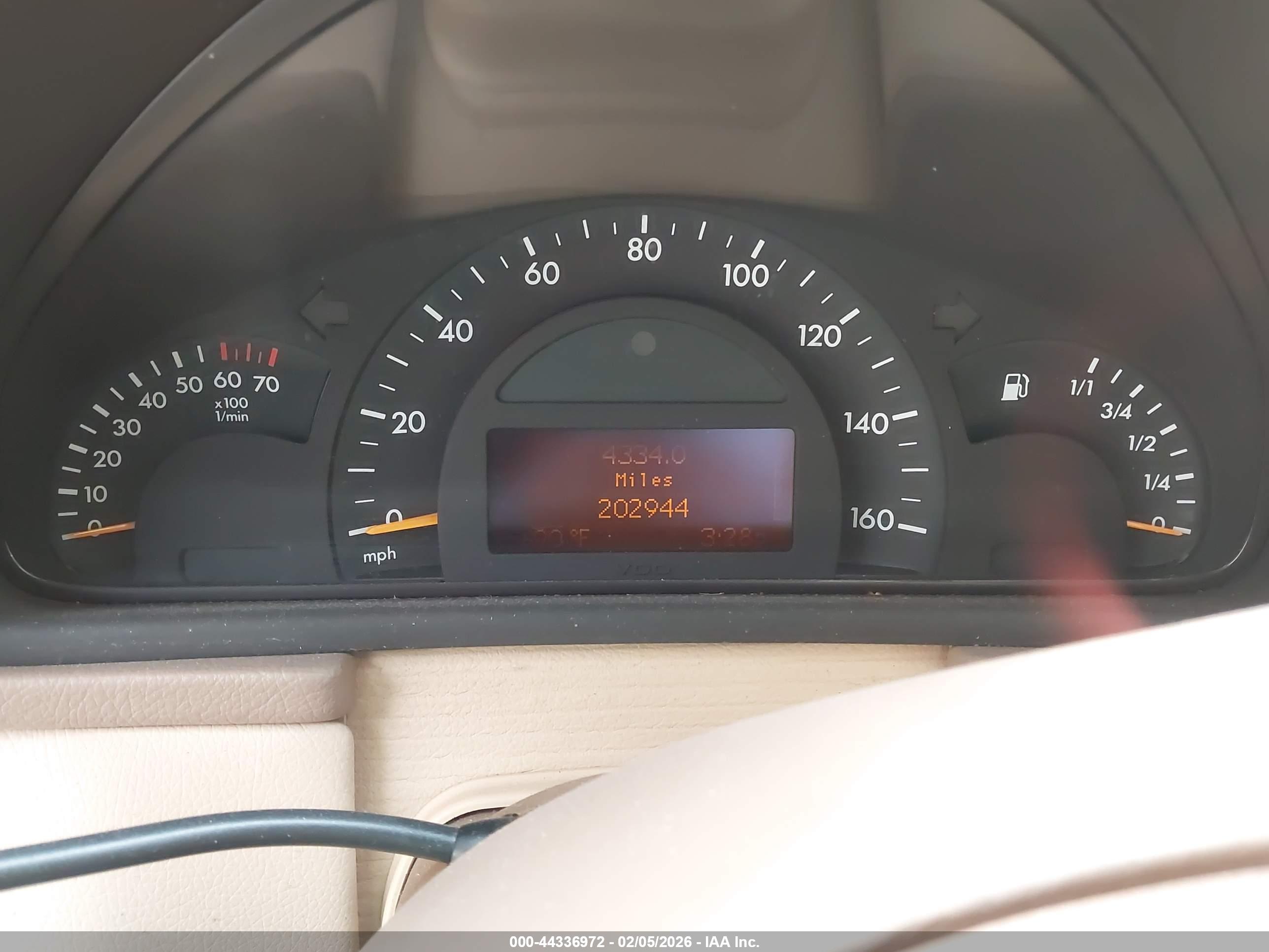 MERCEDES-BENZ C image 7