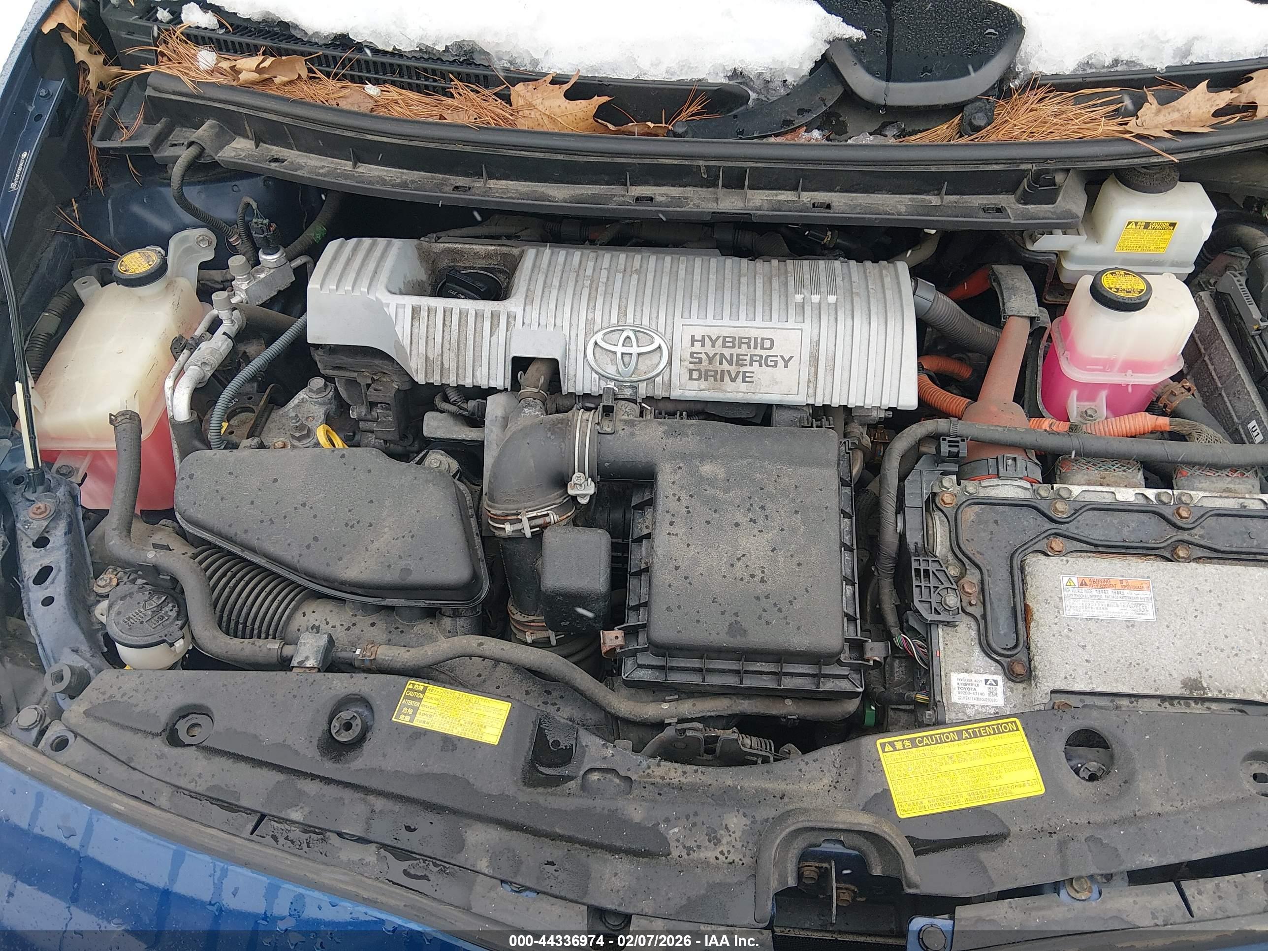 TOYOTA PRIUS image 10
