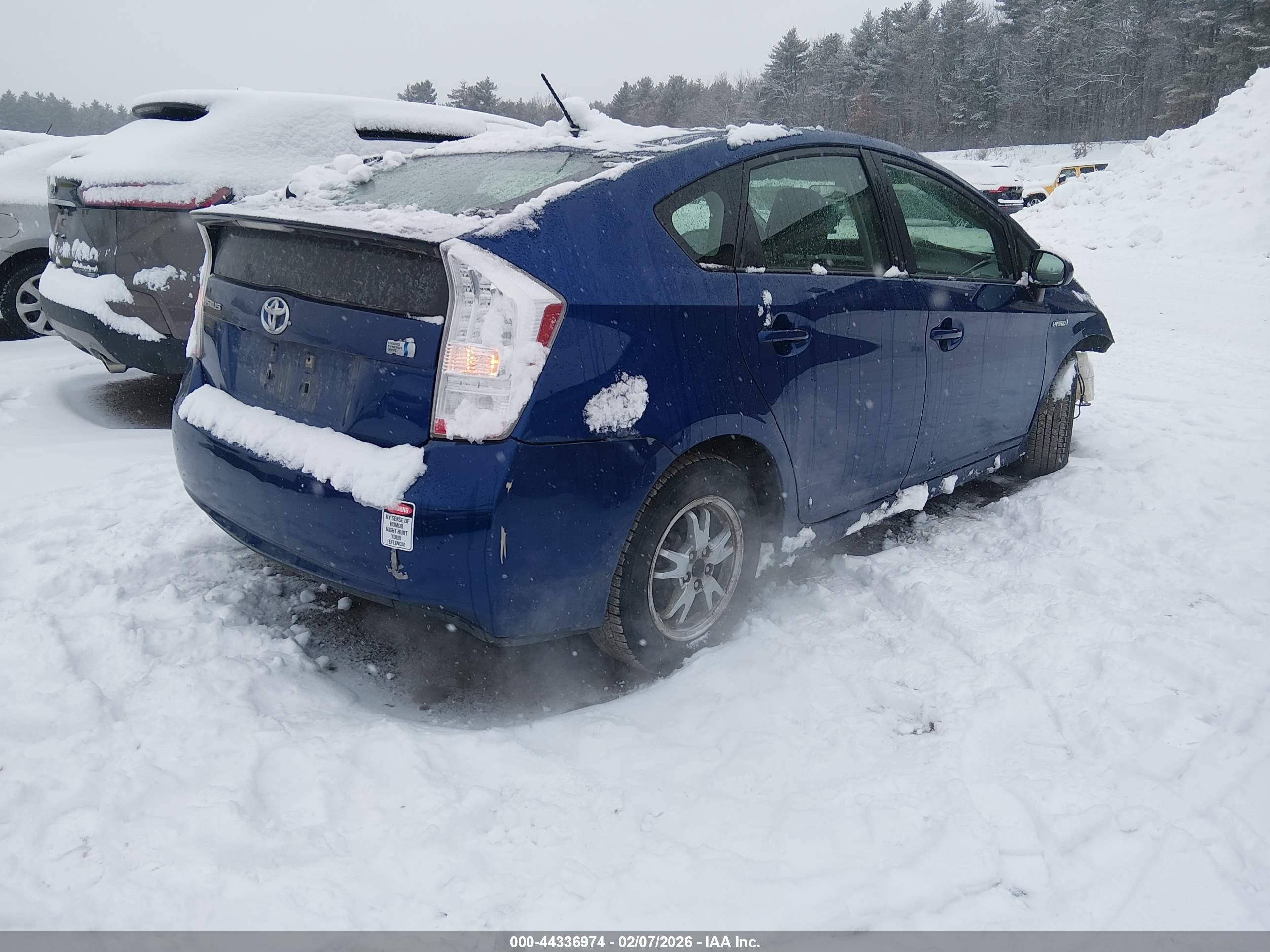 TOYOTA PRIUS image 4