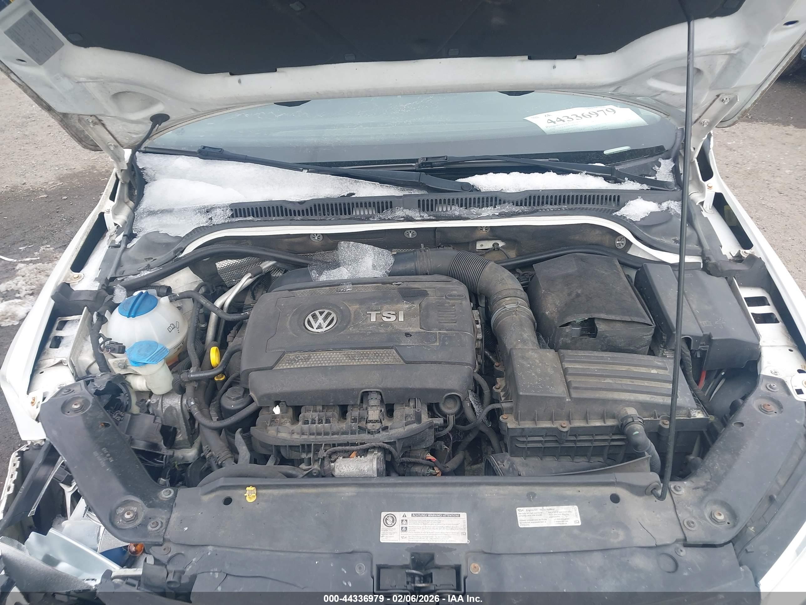VOLKSWAGEN JETTA image 10