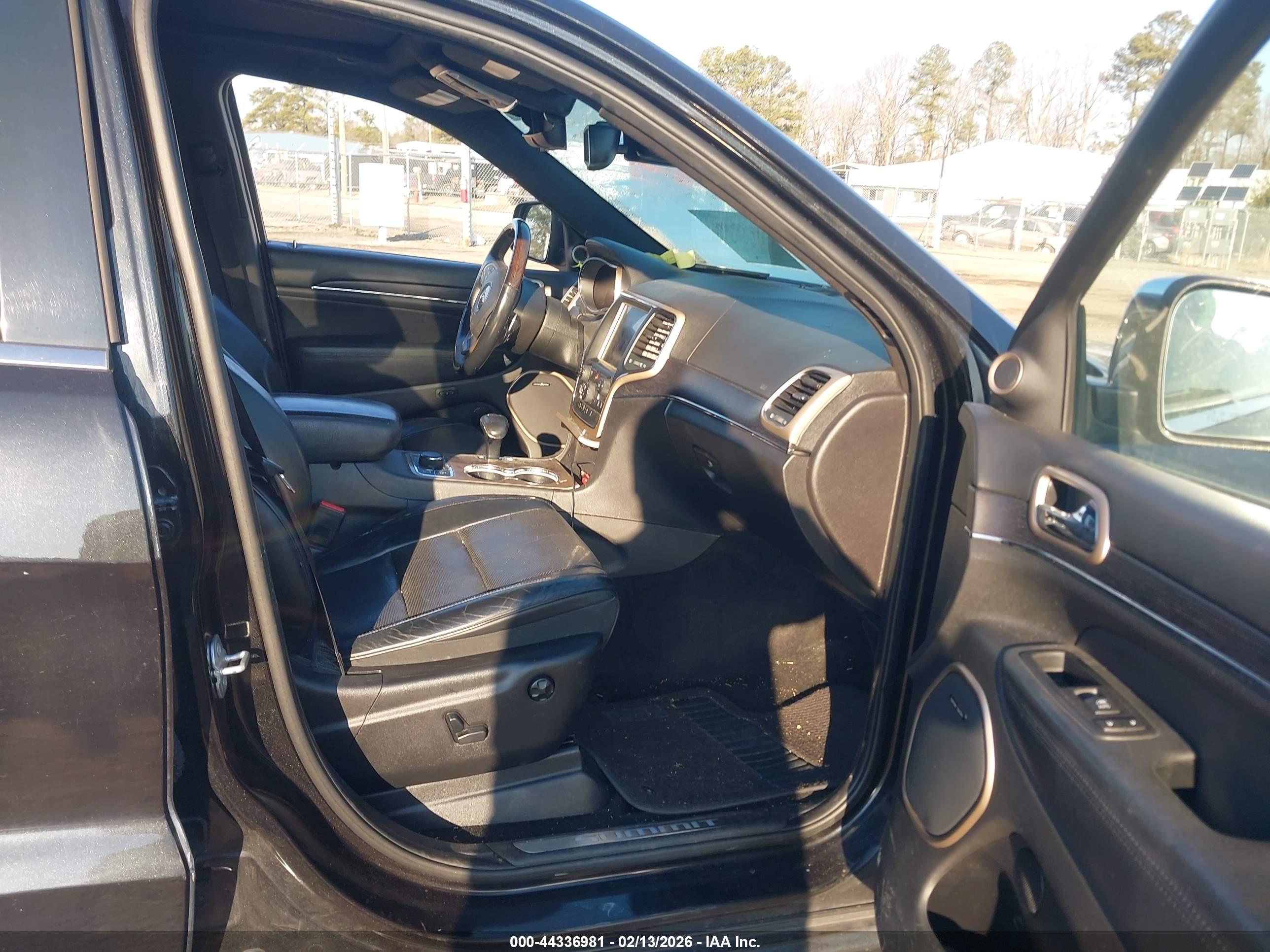 JEEP GRAND image 5