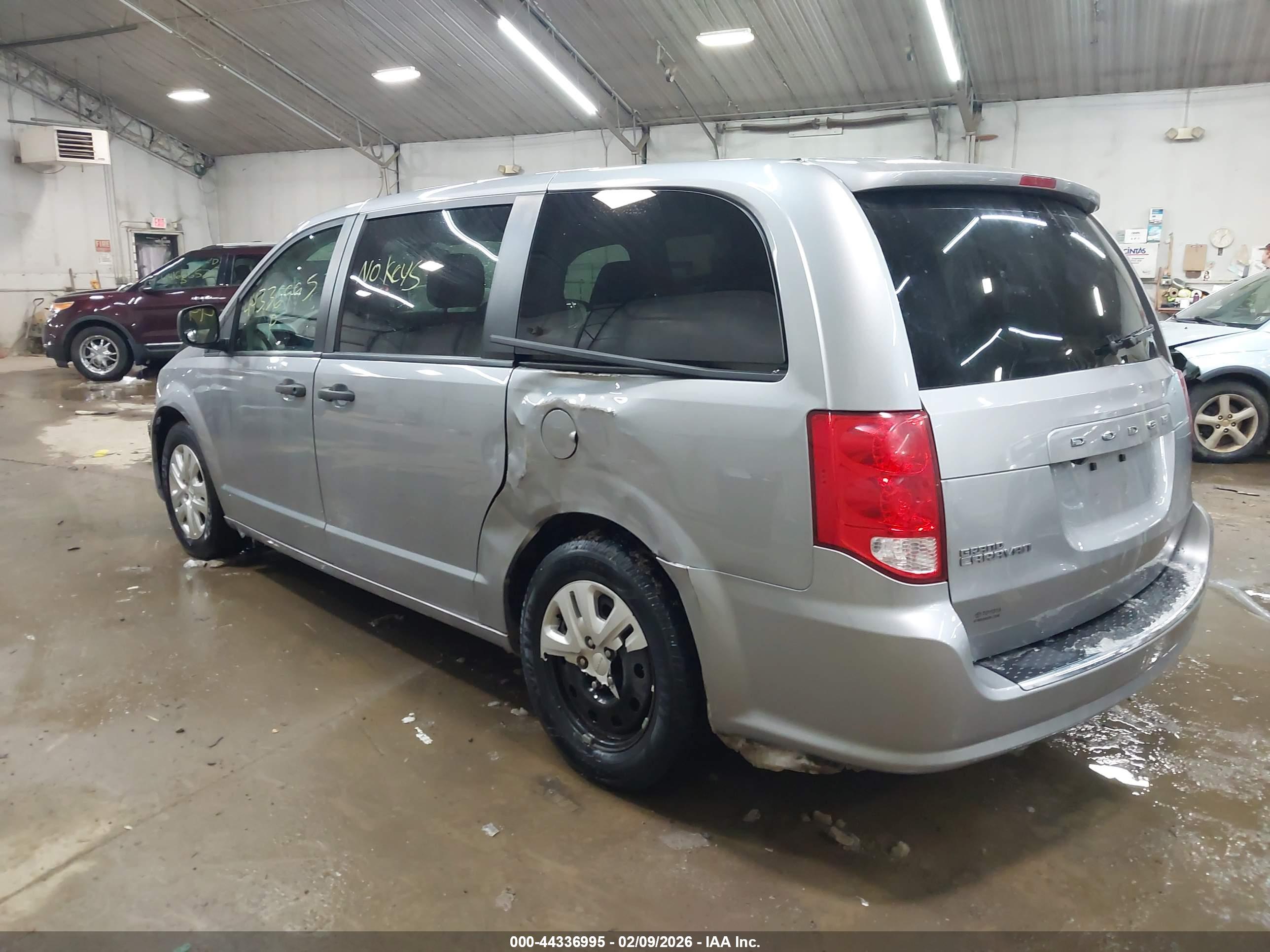 DODGE GRAND image 3