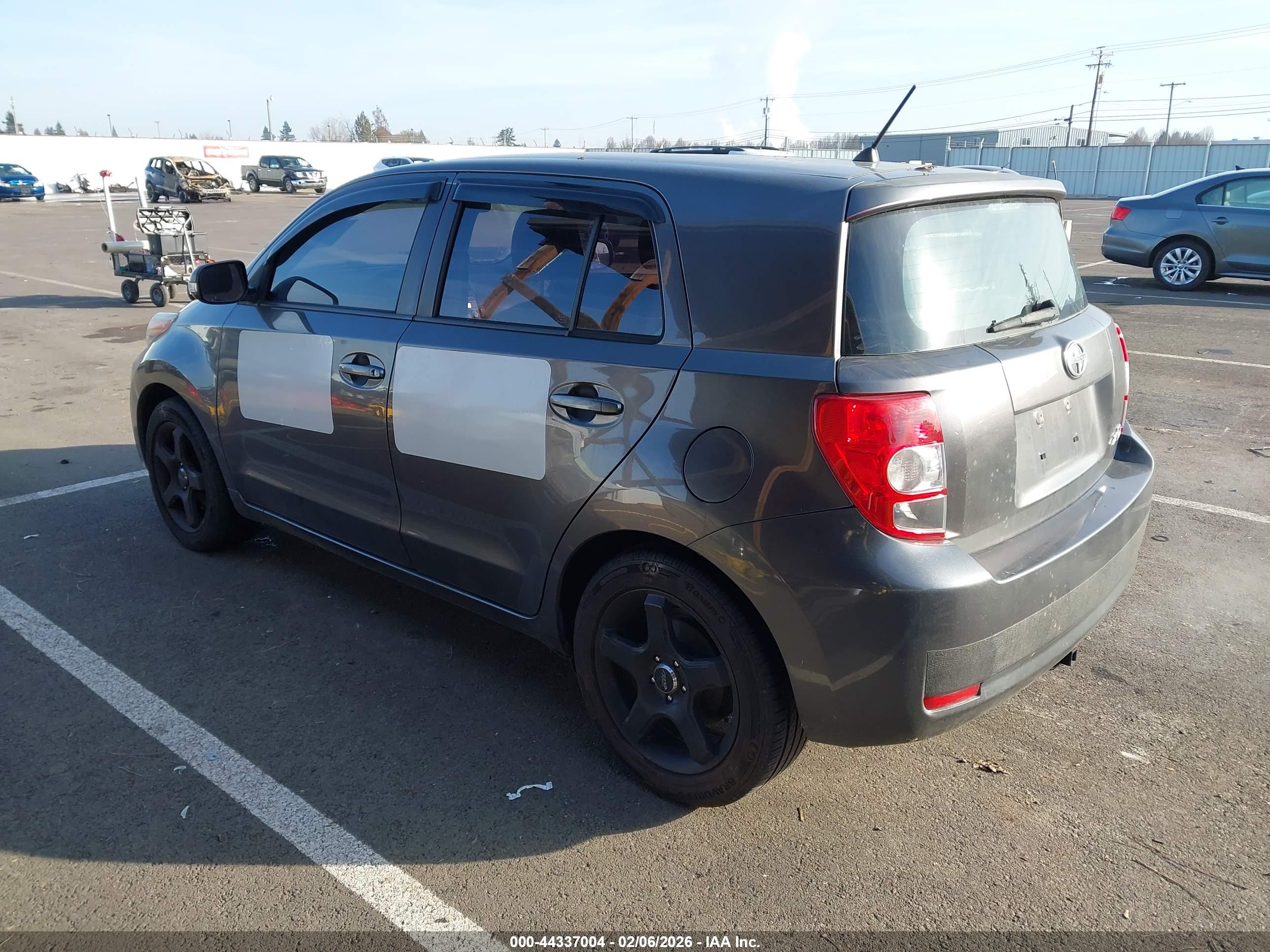 SCION XD image 3