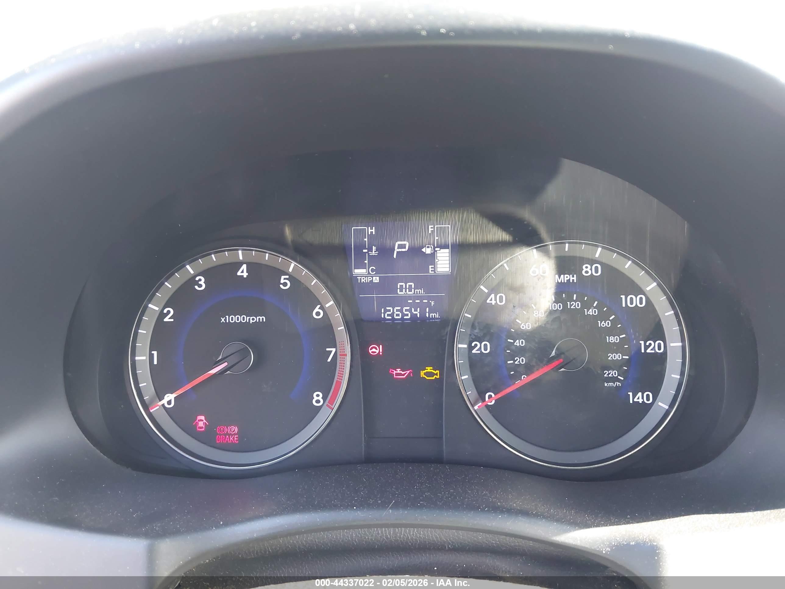 HYUNDAI ACCENT image 7