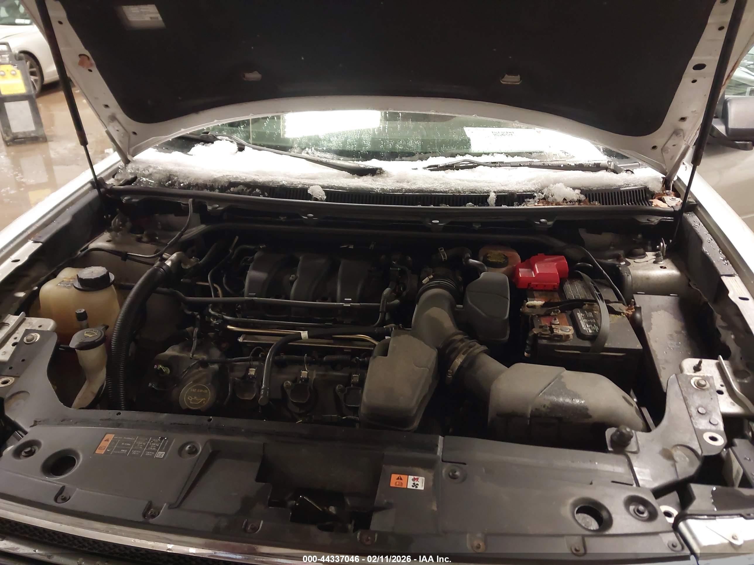 FORD FLEX image 10