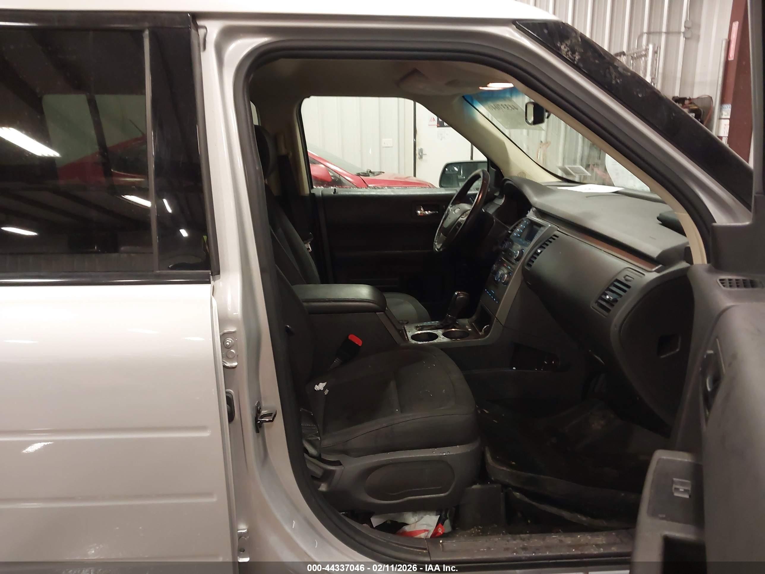 FORD FLEX image 5