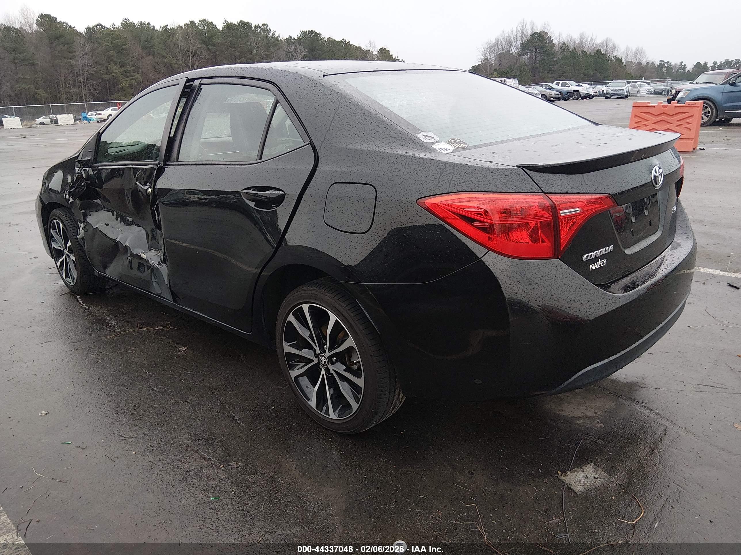 TOYOTA COROLLA image 3