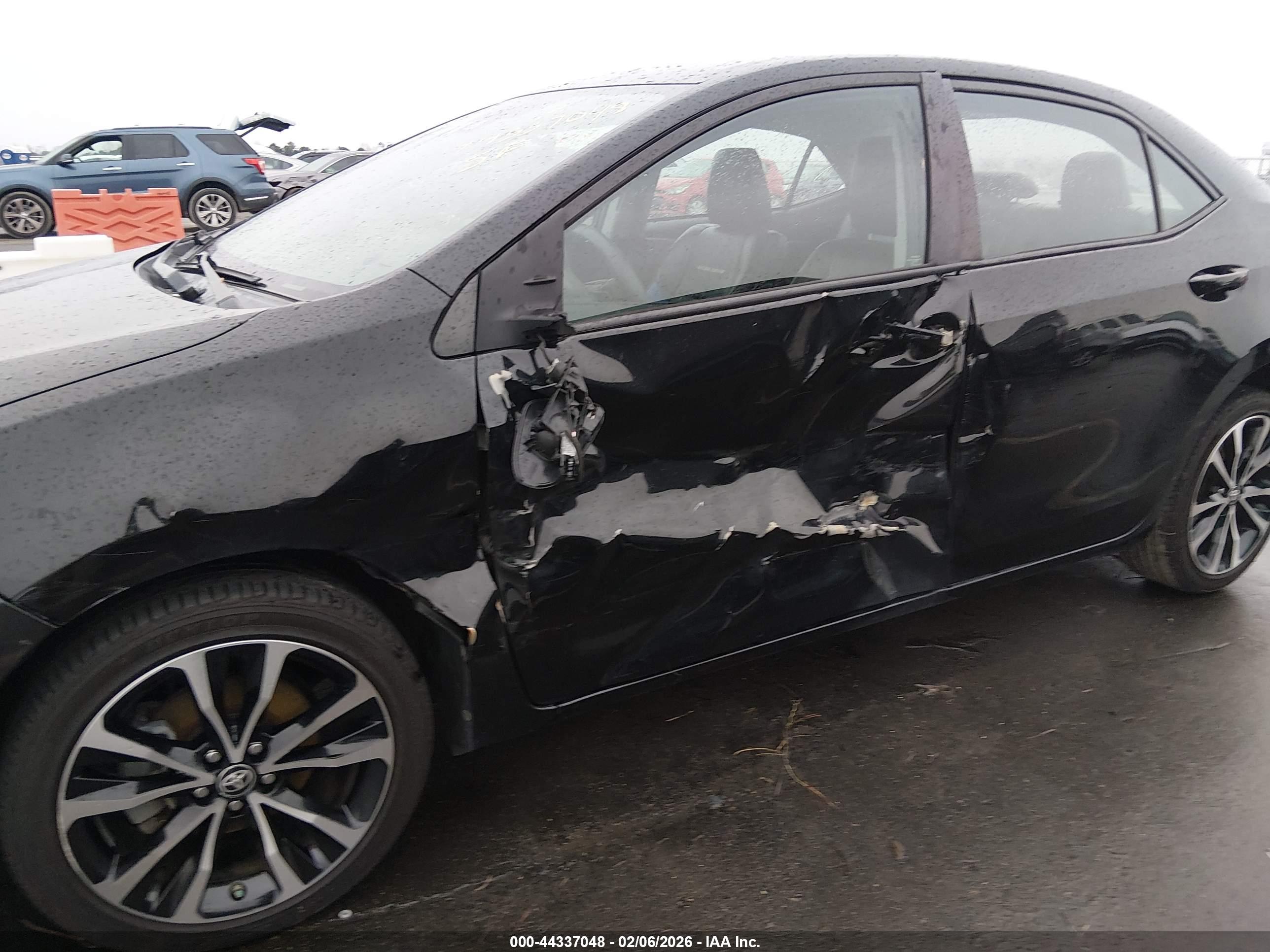 TOYOTA COROLLA image 6