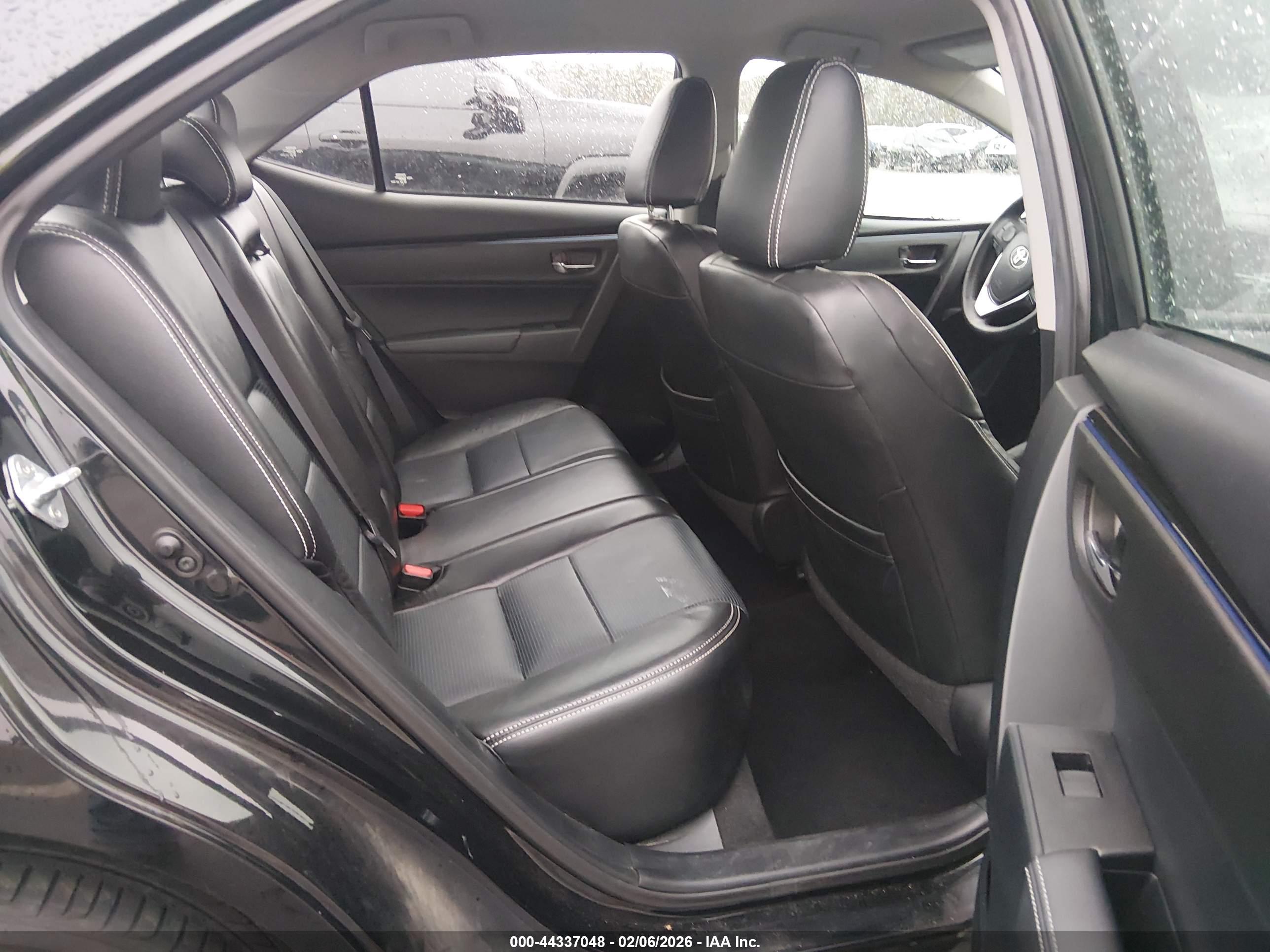 TOYOTA COROLLA image 8