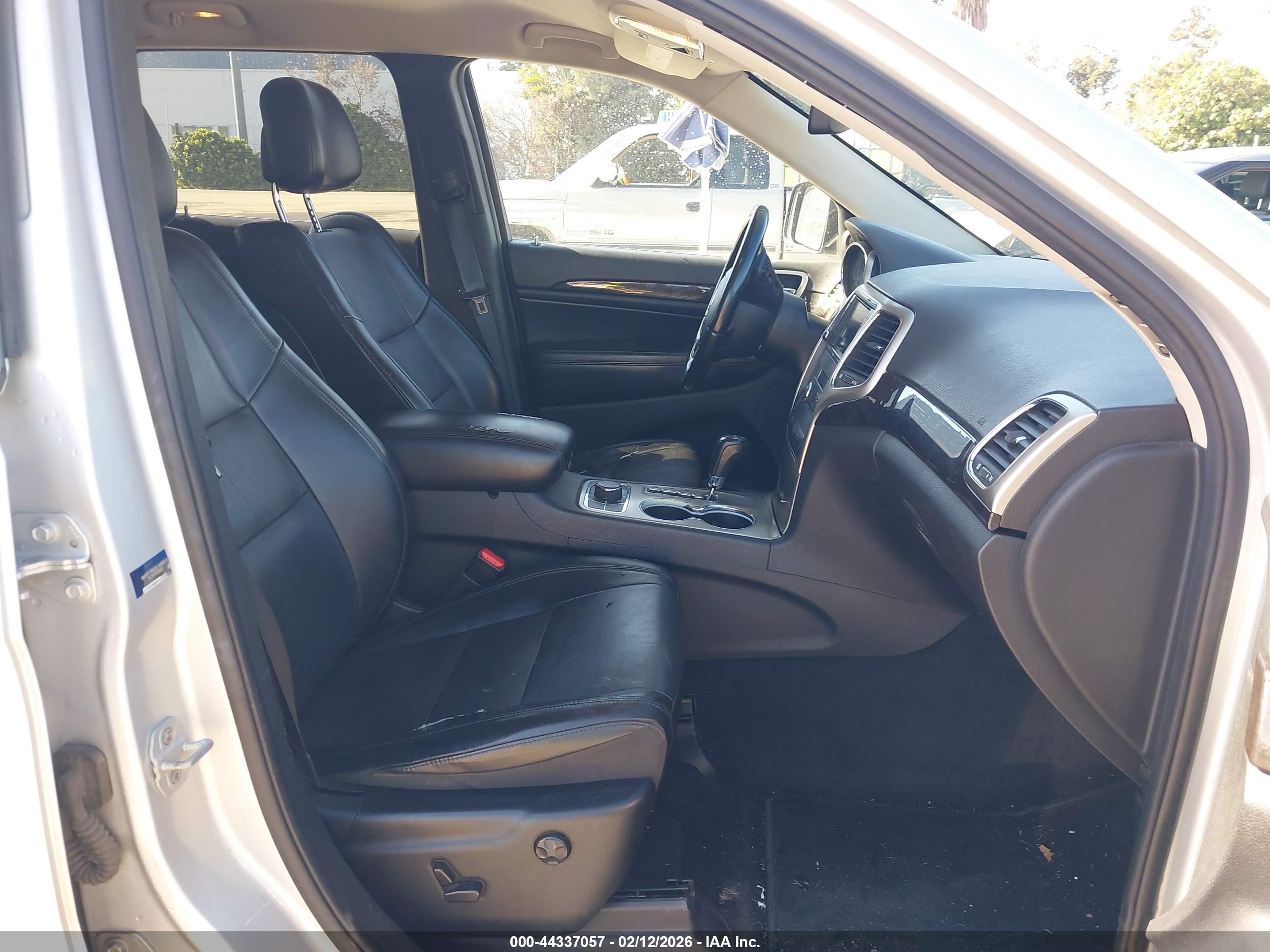 JEEP GRAND image 5