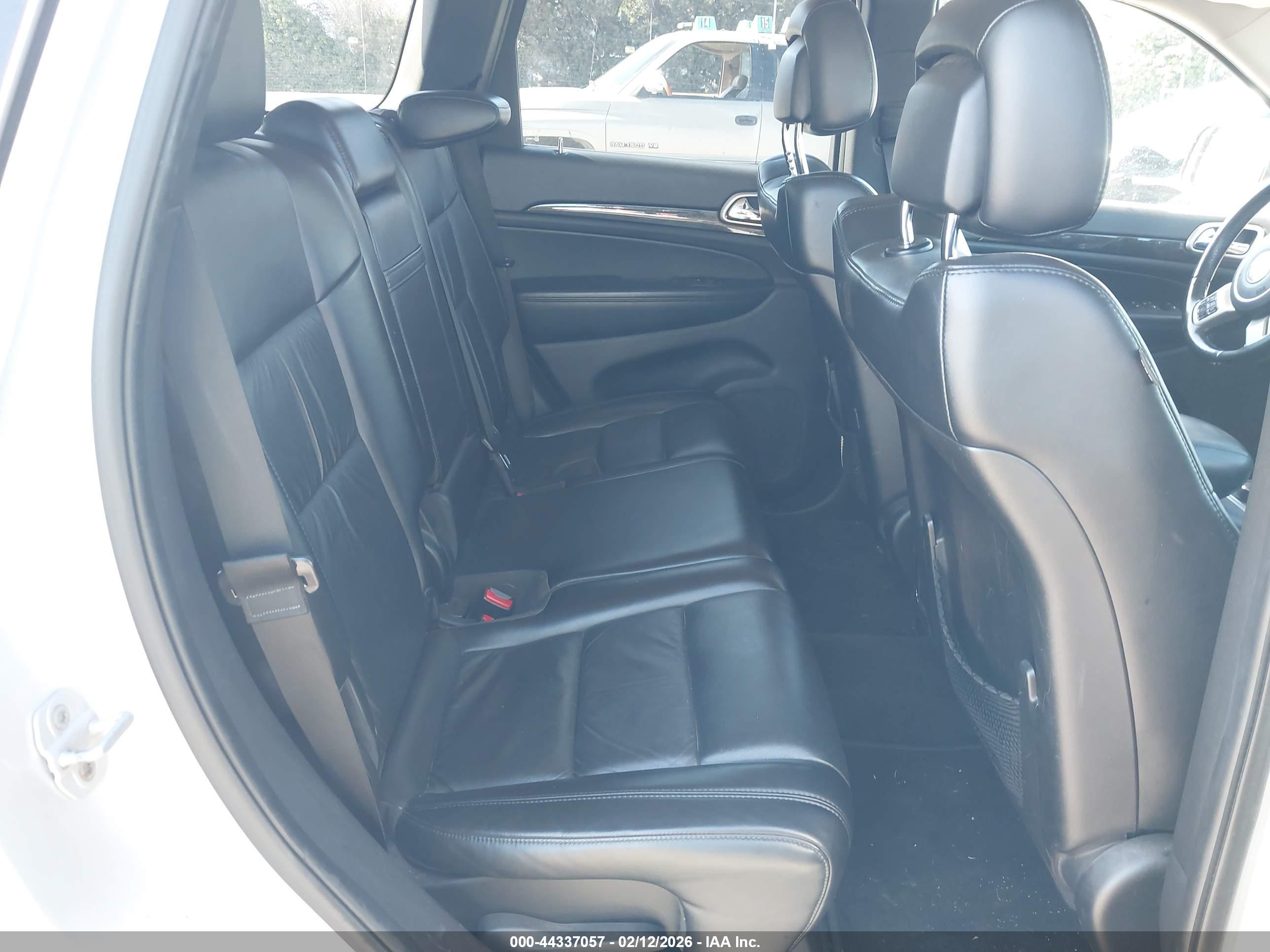 JEEP GRAND image 8