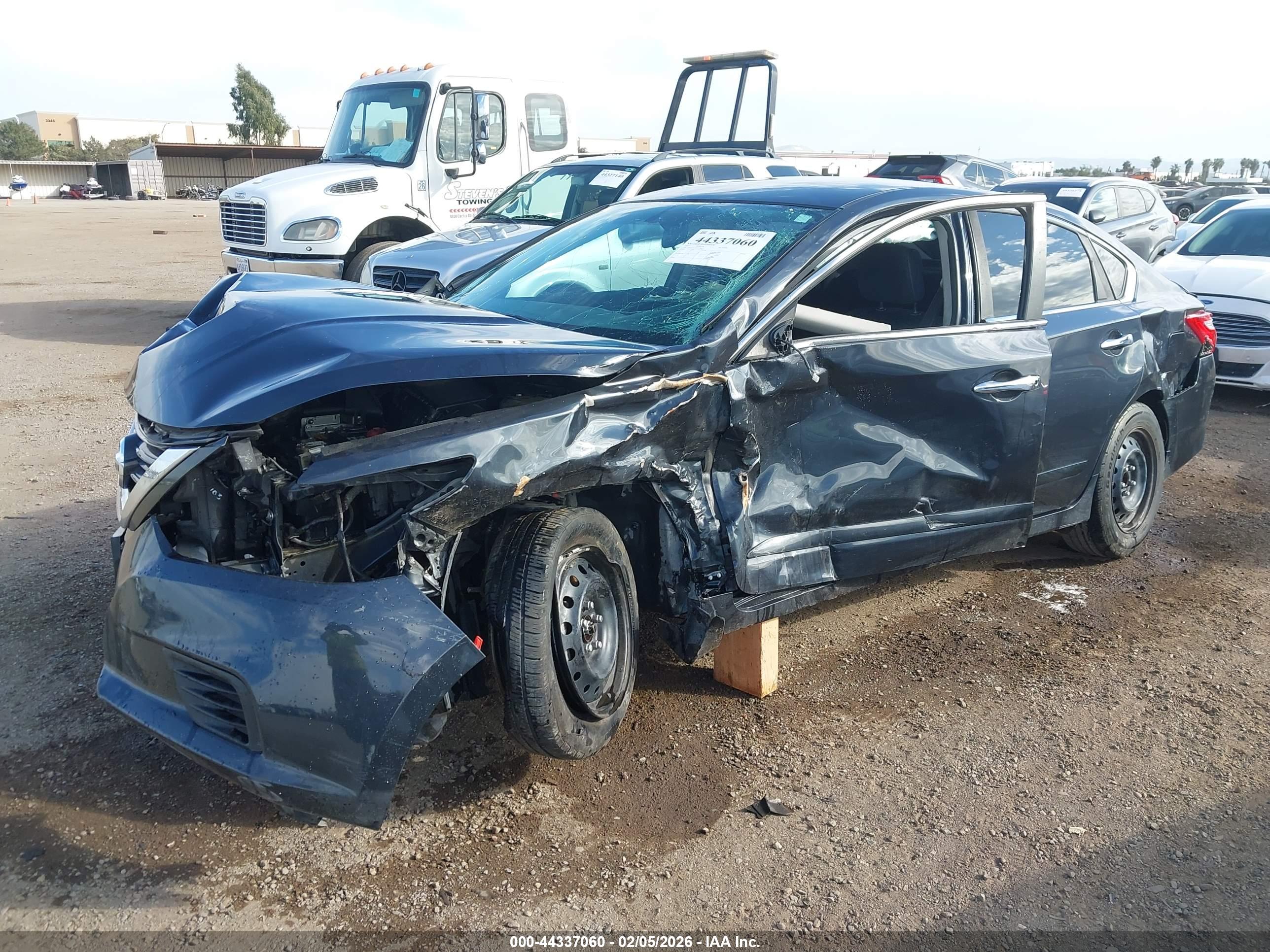 NISSAN ALTIMA image 2