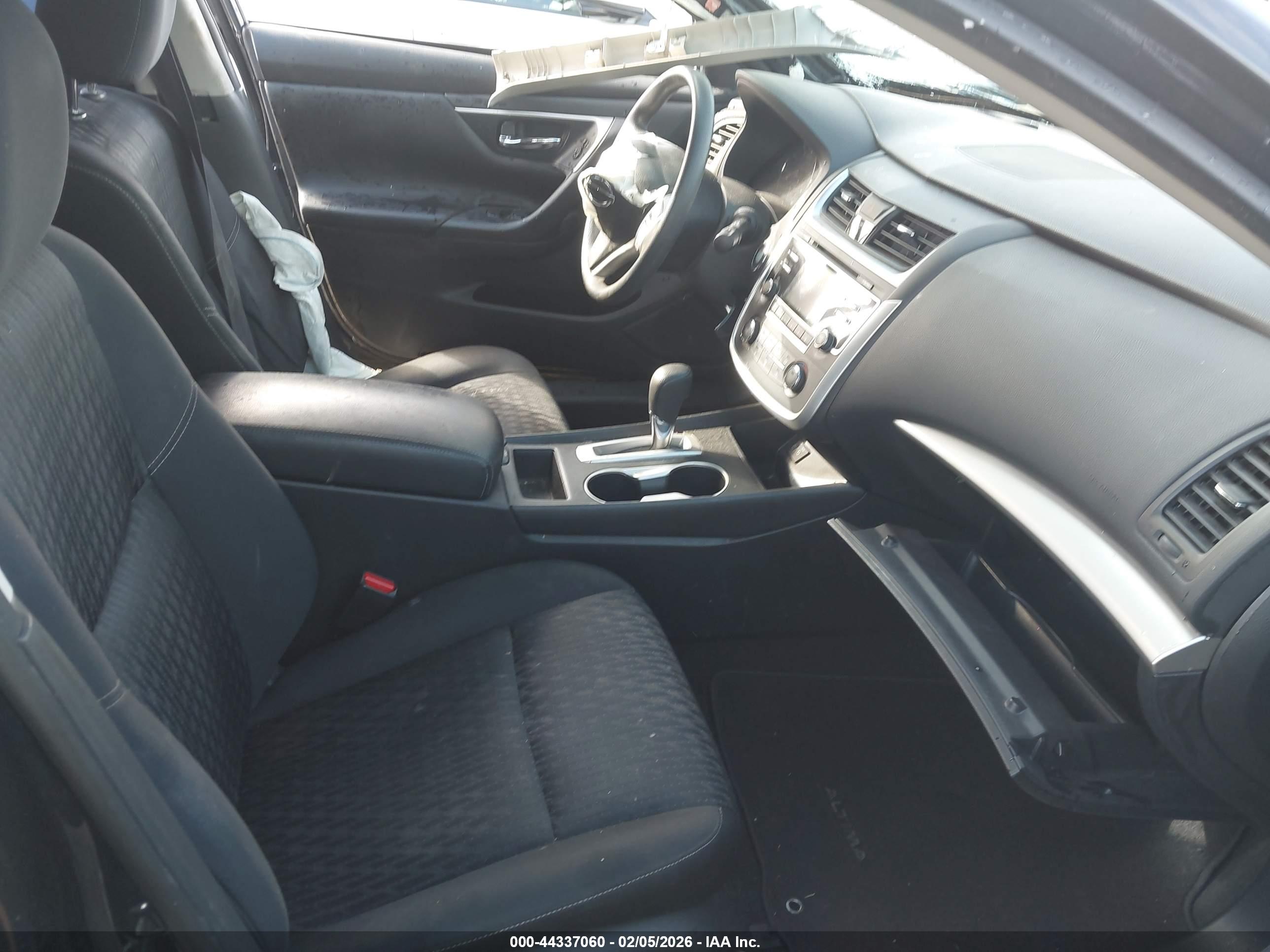 NISSAN ALTIMA image 5