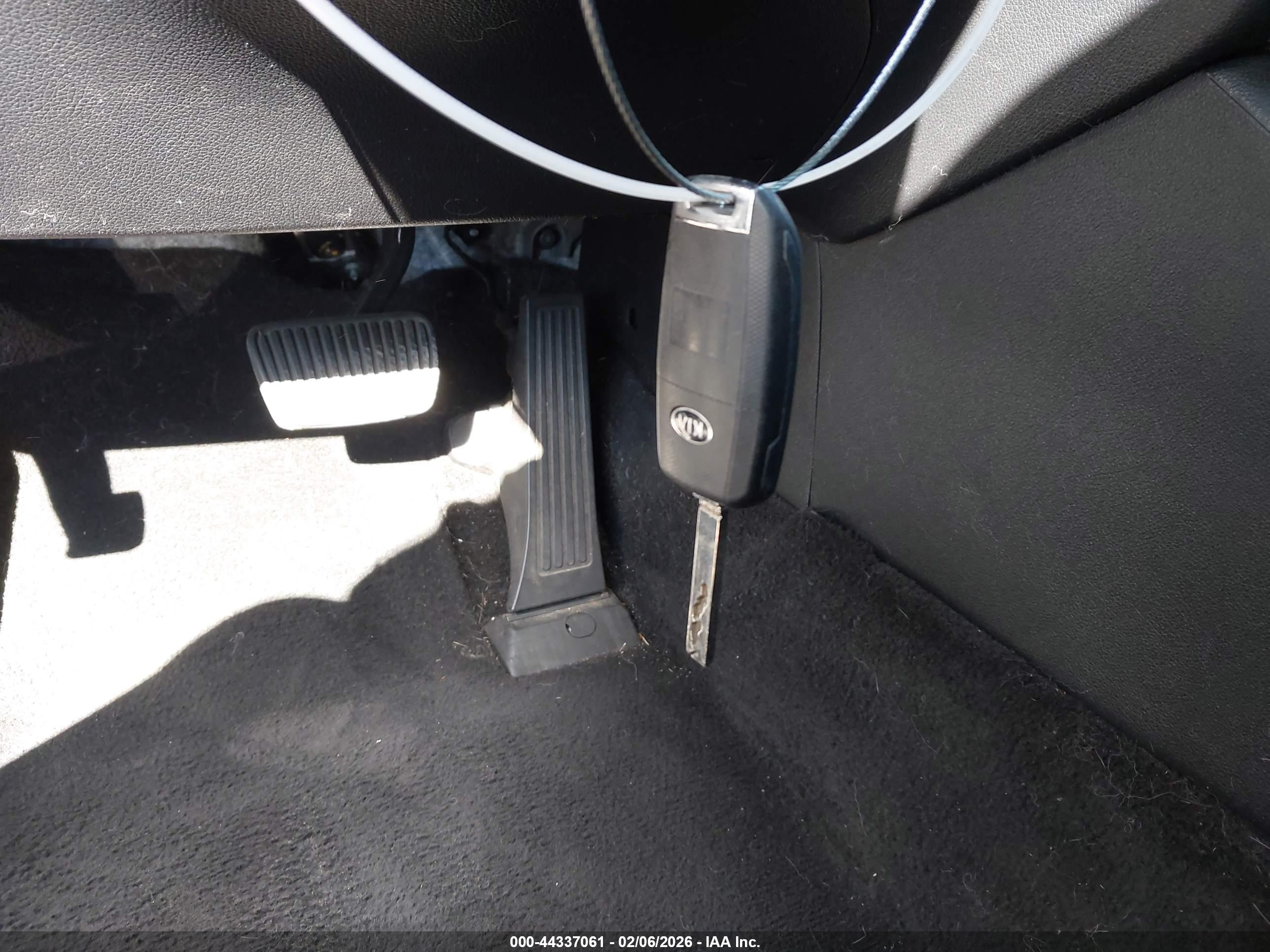 KIA OPTIMA image 11