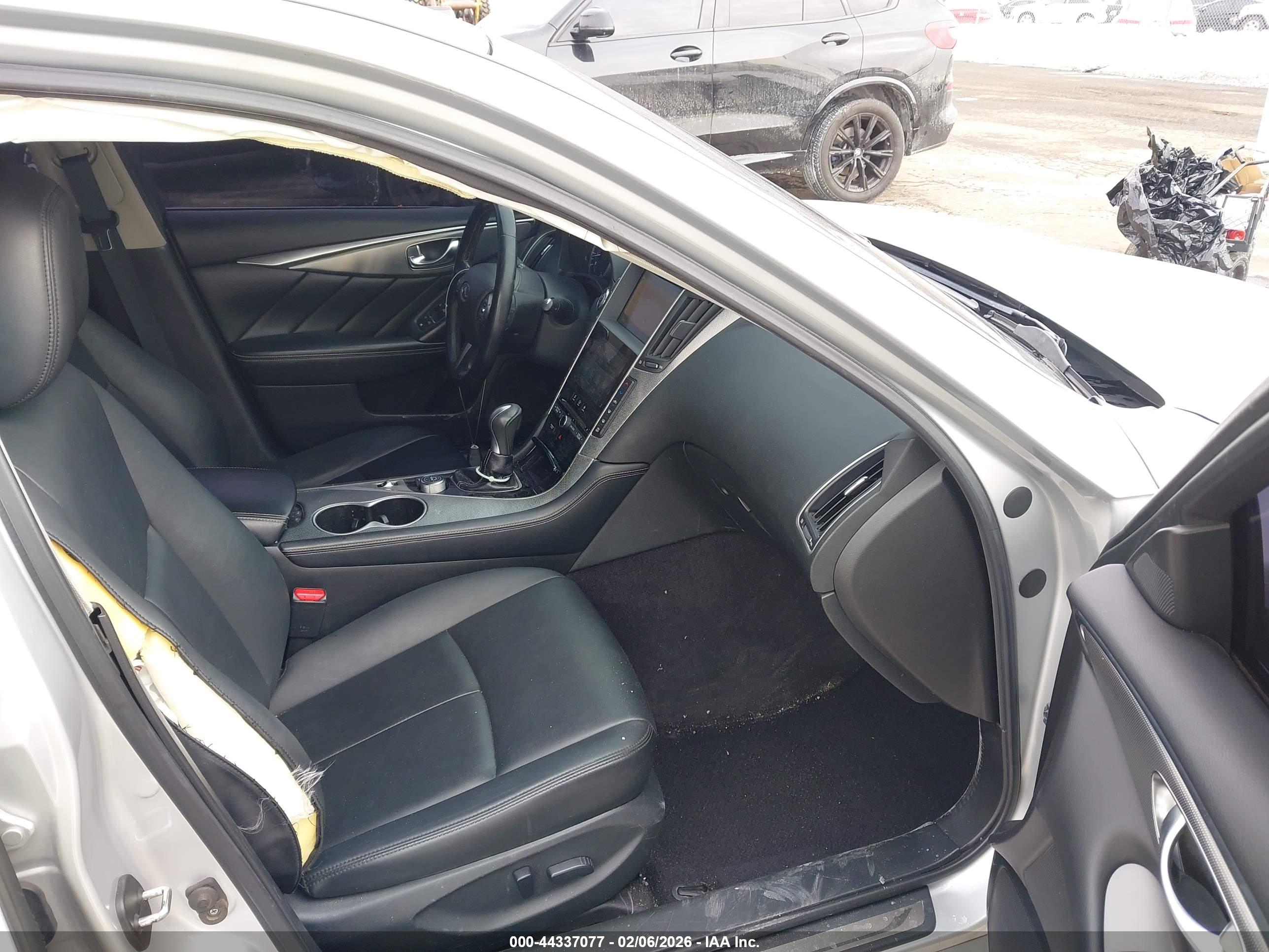 INFINITI Q50 image 5