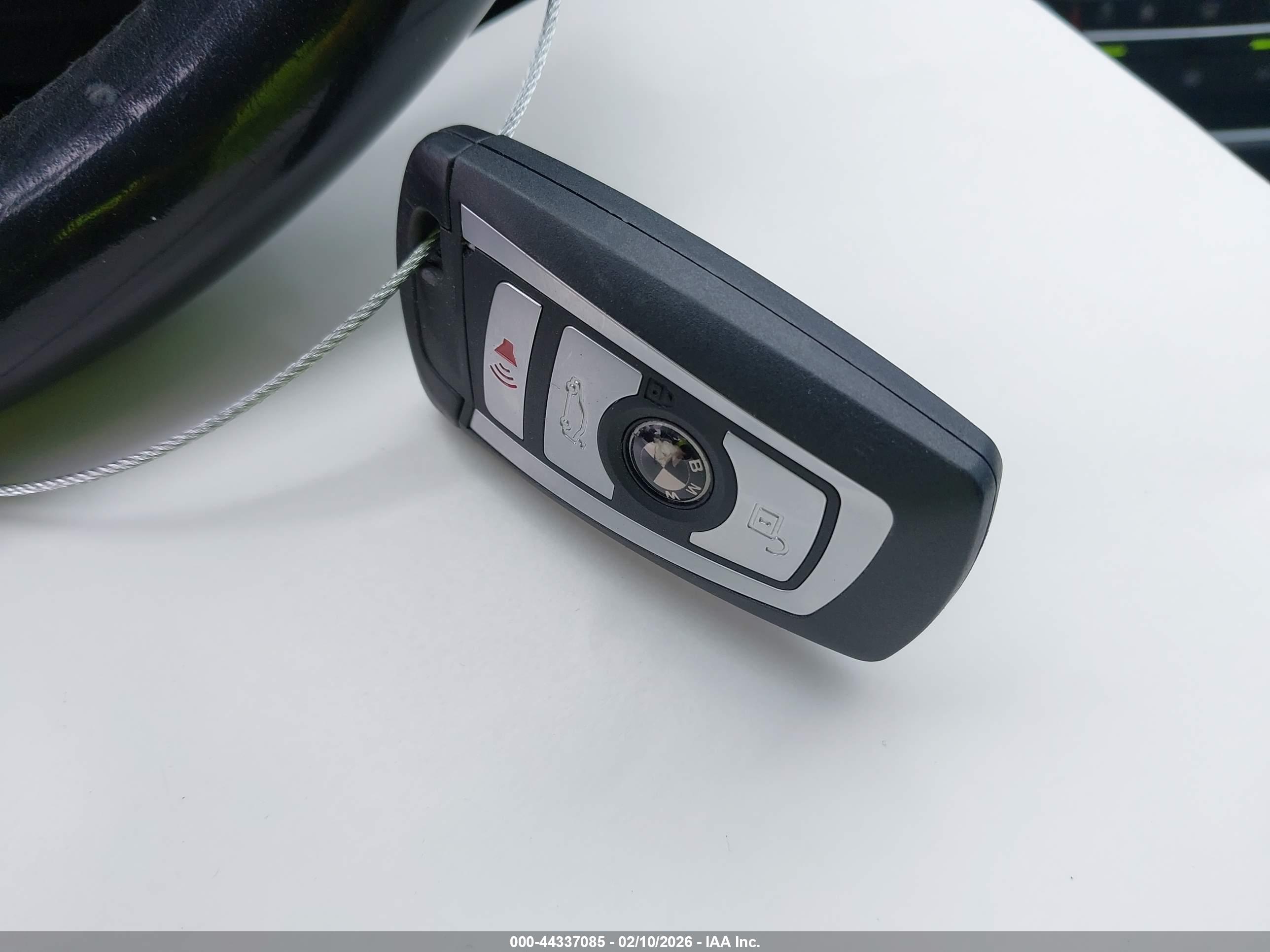 BMW 535I image 11