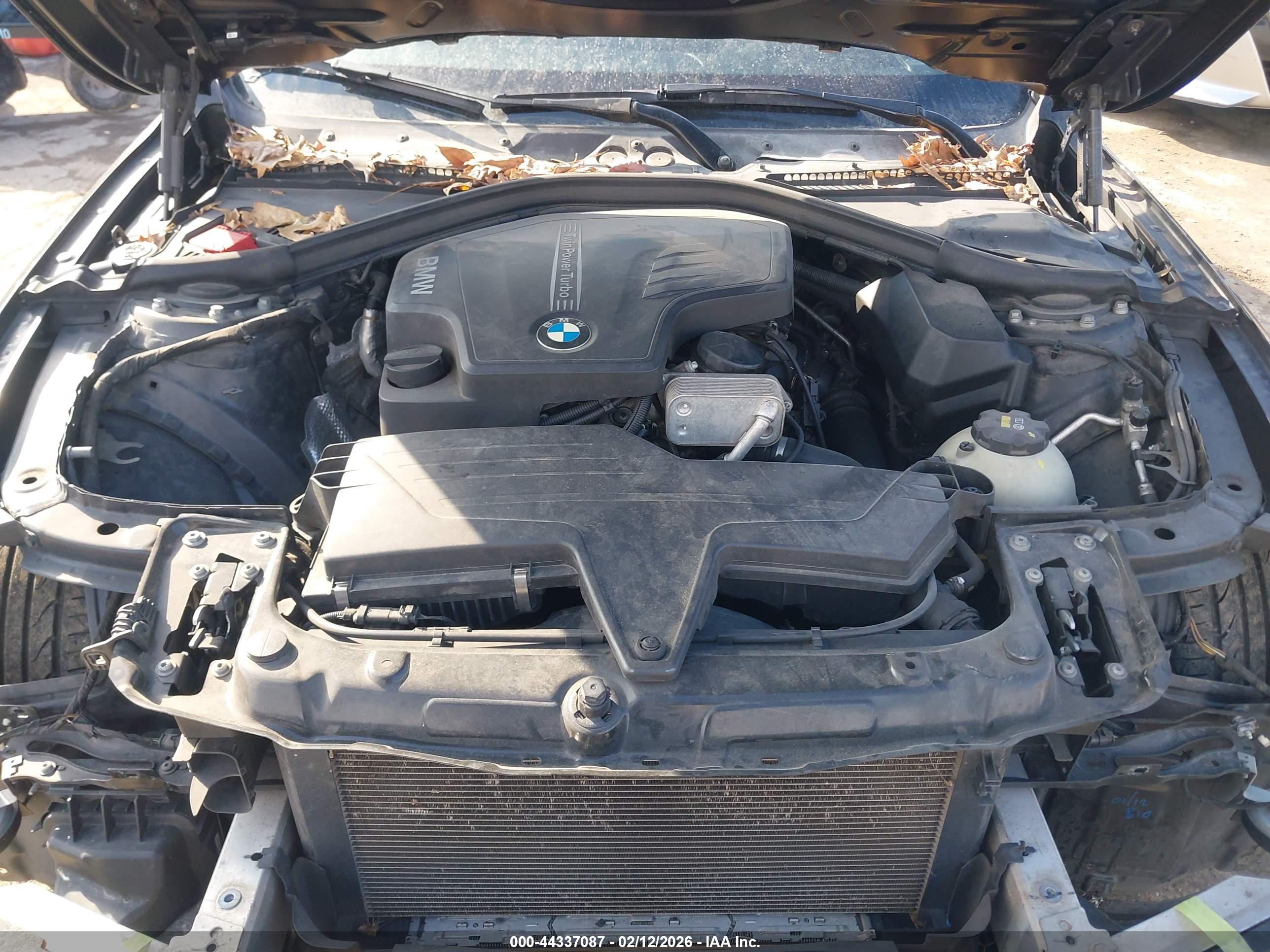 BMW 328I image 10