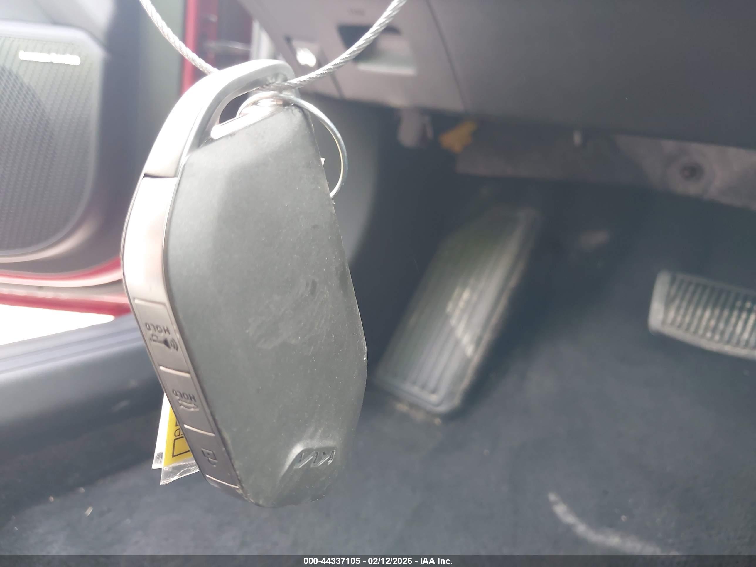 KIA K4 image 11