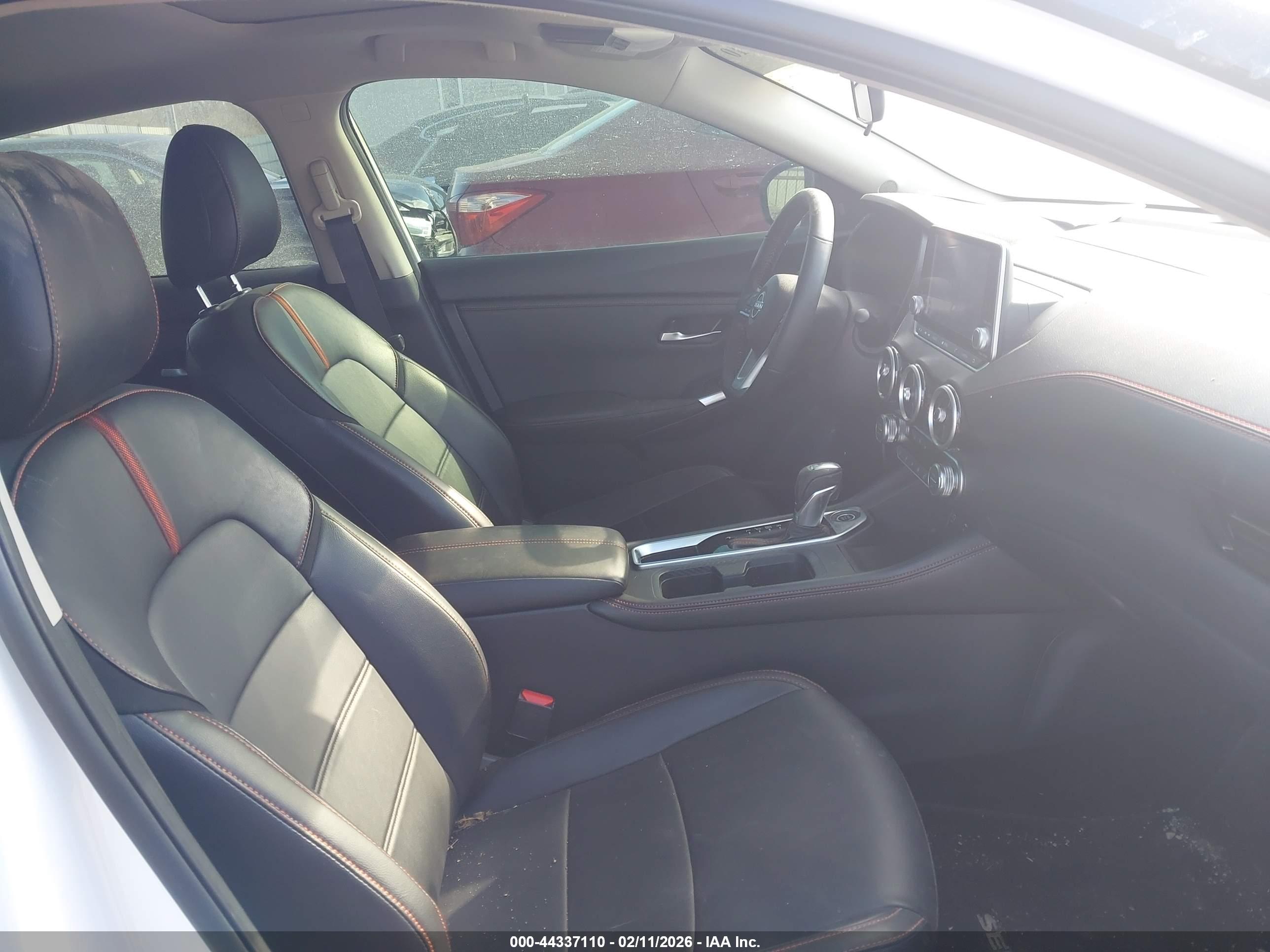 NISSAN SENTRA image 5
