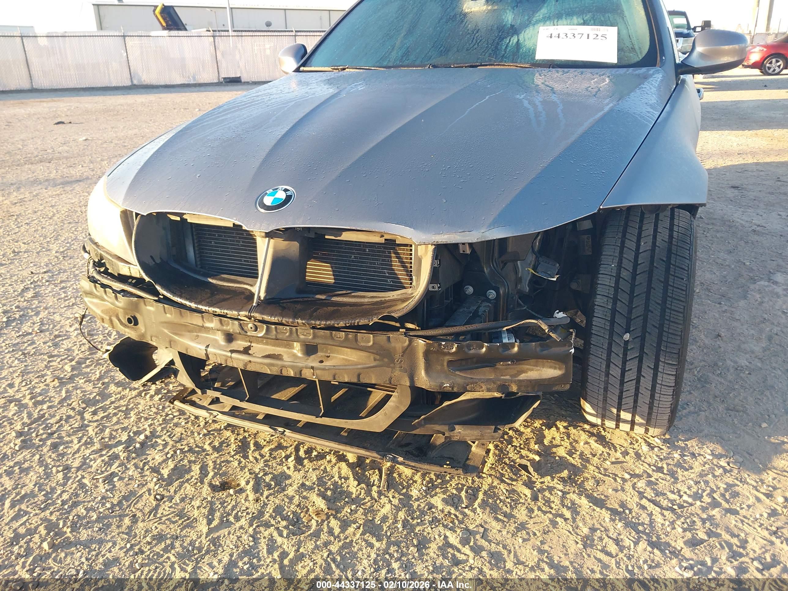 BMW 328I image 6